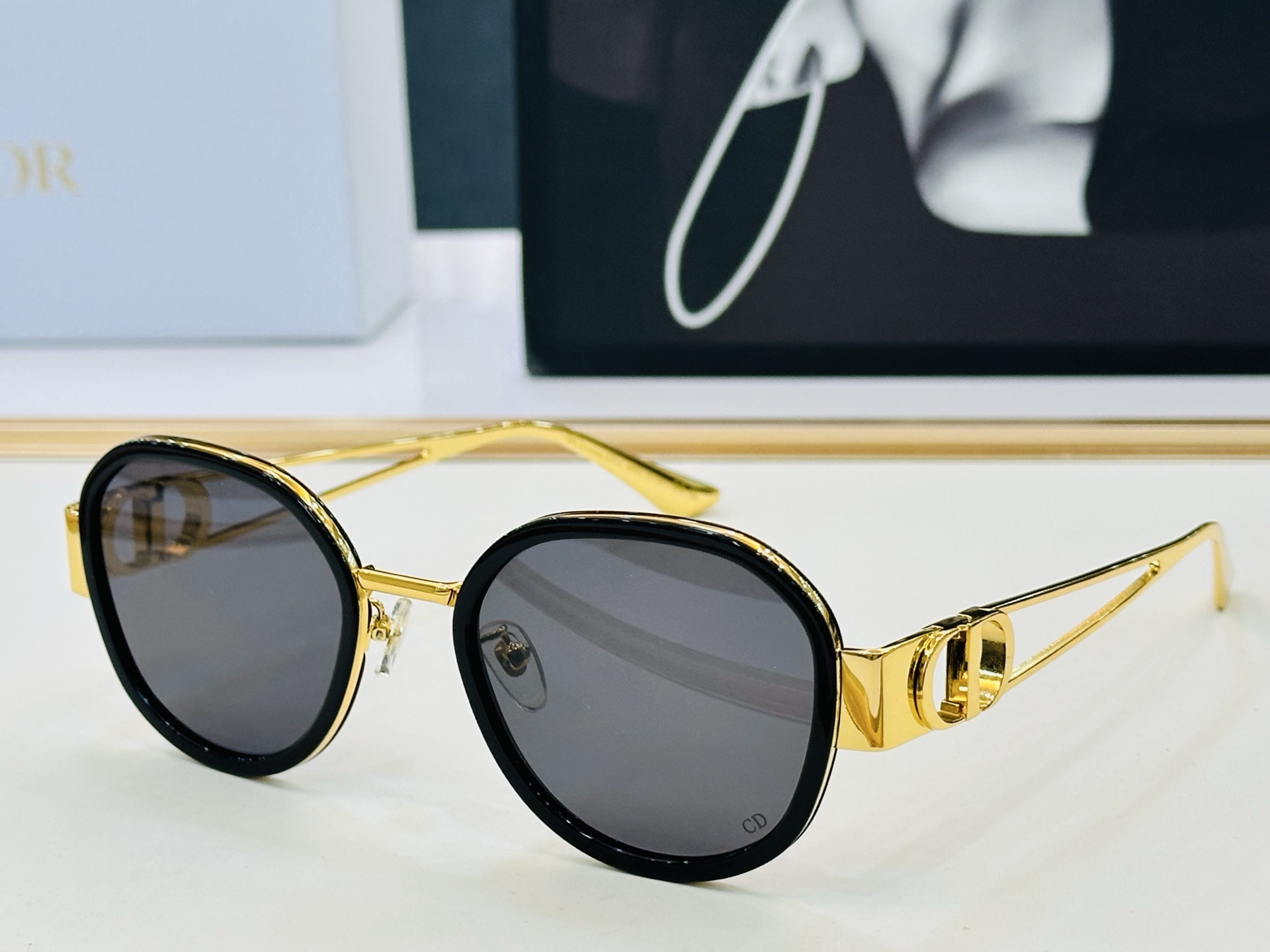 NO:827608,DIO* Dijia CD S17F Size 56 mouth 22-138 Spring and summer style sunglasses with exquisite temples G official website model good quality glasses, sunglasses, sunglasses, glasses, dior, dior19860909DIO* 迪家 CD S17F Size56口22-138 春夏款墨镜 搭配镜腿精致 G官网款 质量上佳 眼镜墨镜太阳镜,眼镜,dior,dior,glasses