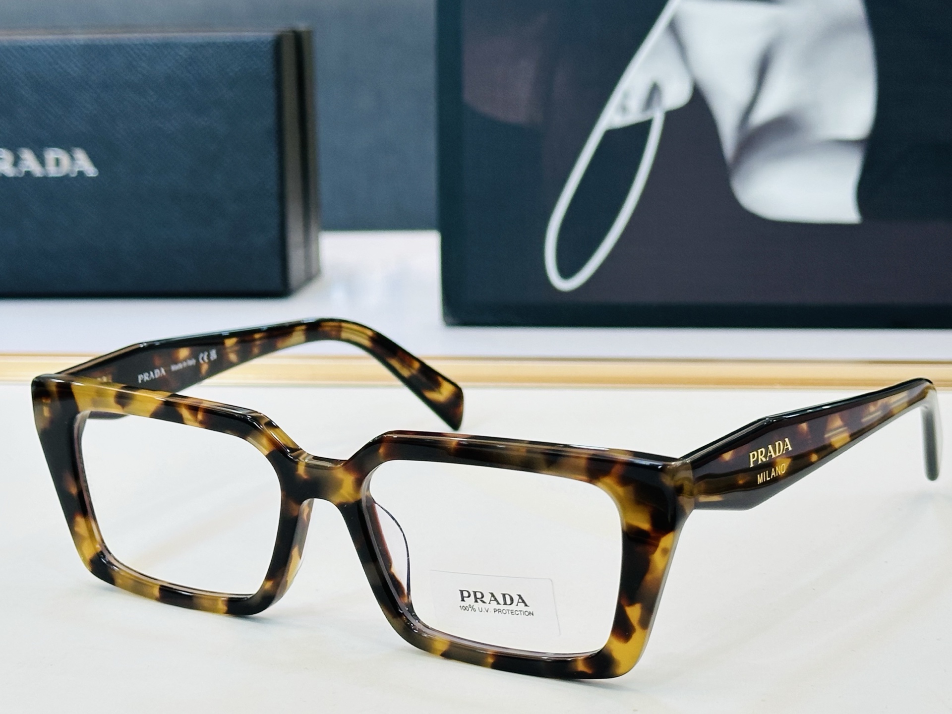 🔺PRAD*🔻普家 PR D05SF Size：55口18-140  眼镜系列堪称精湛制作 彰显独特个 