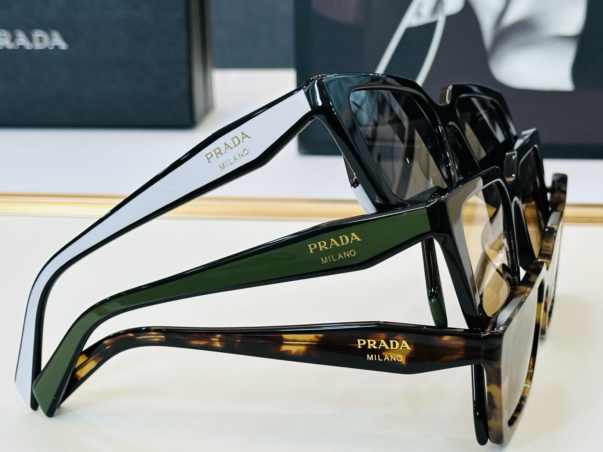 🔺PRAD*🔻普家 PR D05SF Size：55口18-140  眼镜系列堪称精湛制作 彰显独特个 