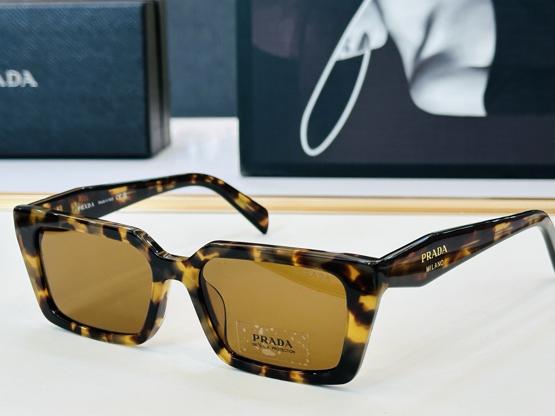 🔺PRAD*🔻普家 PR D05SF Size：55口18-140  眼镜系列堪称精湛制作 彰显独特个 