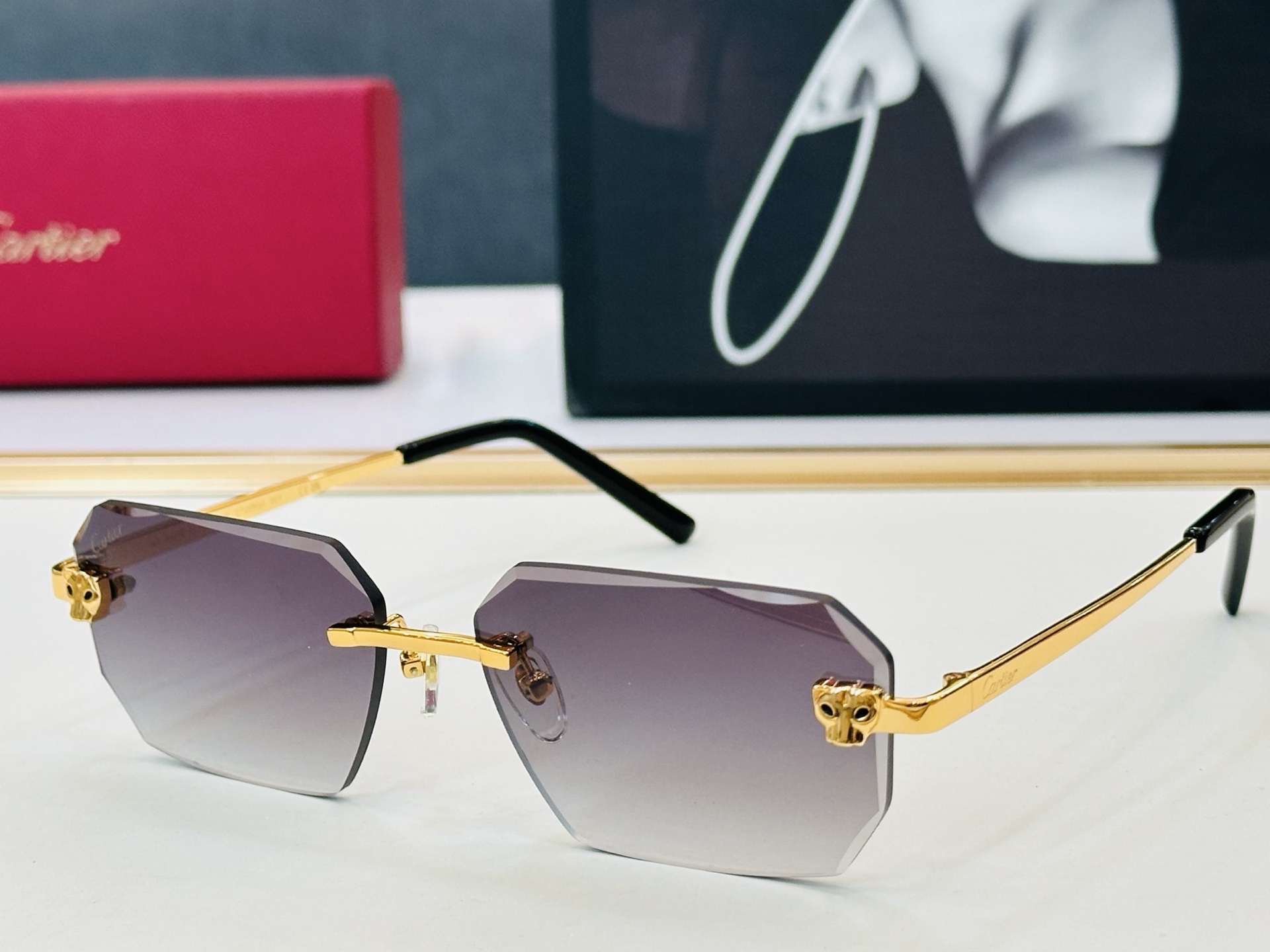 NO:827681,Cartie* Carjia sunglasses CT0050O Size 57 mouth 17-143, exquisite plating technology and full of temperament!  J Unisex glasses, sunglasses, sunglasses, glasses, cartier19860909Cartie* 卡家 太阳镜 CT0050O Size57口17-143 电镀工艺精湛气质十足！J男女同款 眼镜墨镜太阳镜,眼镜,cartier,glasses