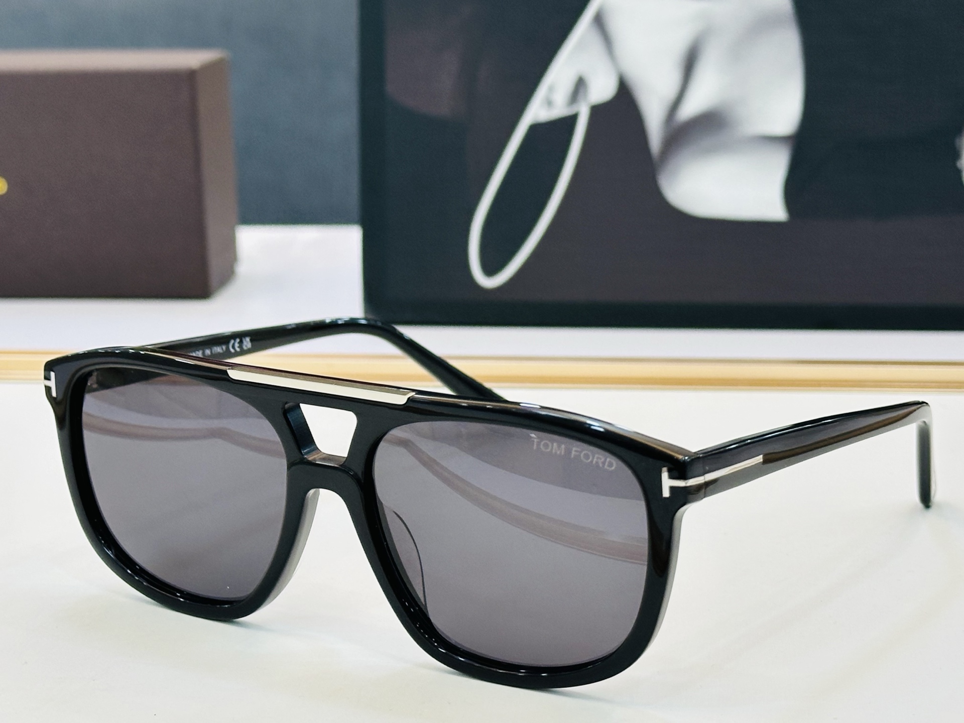 NO:827683,TOM FOR* Tom's official website new model TF1338 Size 58 mouth 17-143 classic fashion C adopts the most popular colors and high quality glasses, sunglasses, sunglasses, glasses, tom ford, tom ford19860909TOM FOR* 汤姆家 官网新款 TF1338  Size58口17-143 经典时尚 C采用时下最流行片色高品质 眼镜墨镜太阳镜,眼镜,tom ford,tom ford,glasses