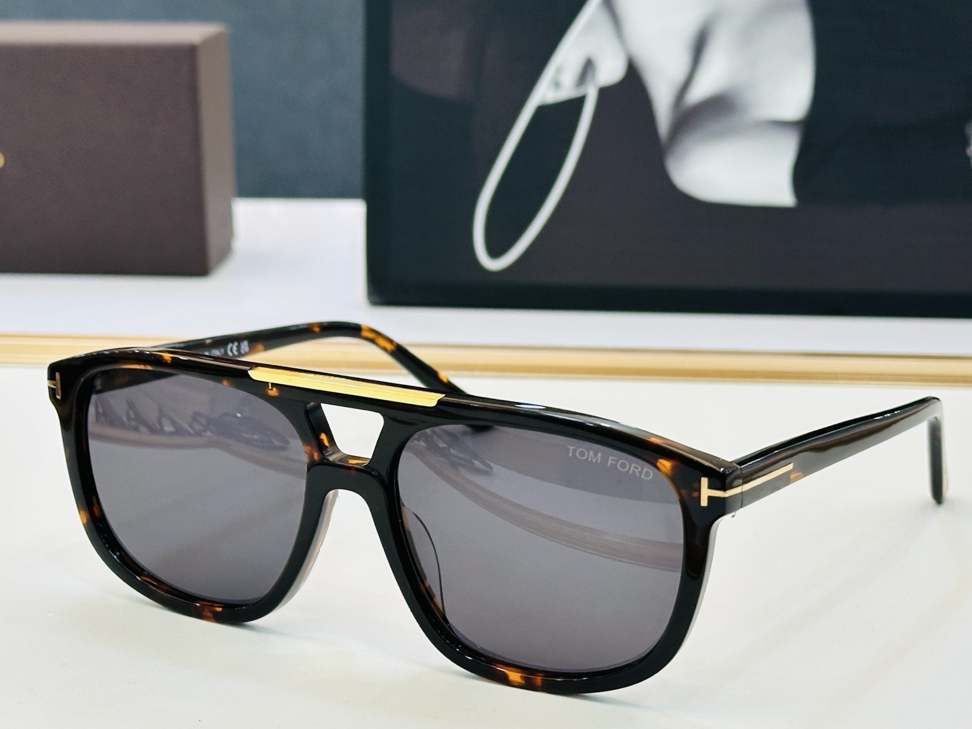 🔺TOM FOR*🔻 汤姆家 官网新款 TF1338  Size：58口17-143 经典时尚 🔝🔝C采