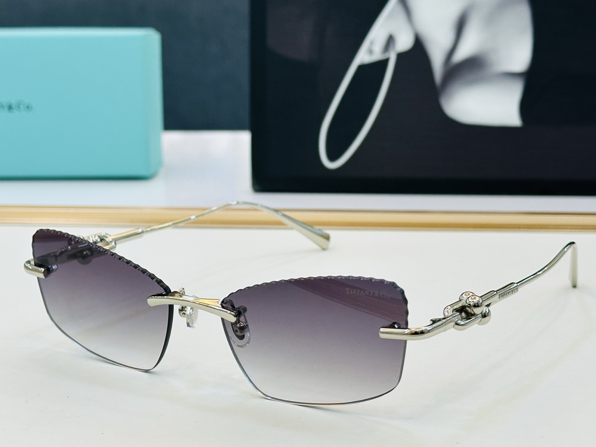 蒂芙家 Tiffany & CO. TF2043 Size：58口18-145   时尚太阳镜架 👍X多
