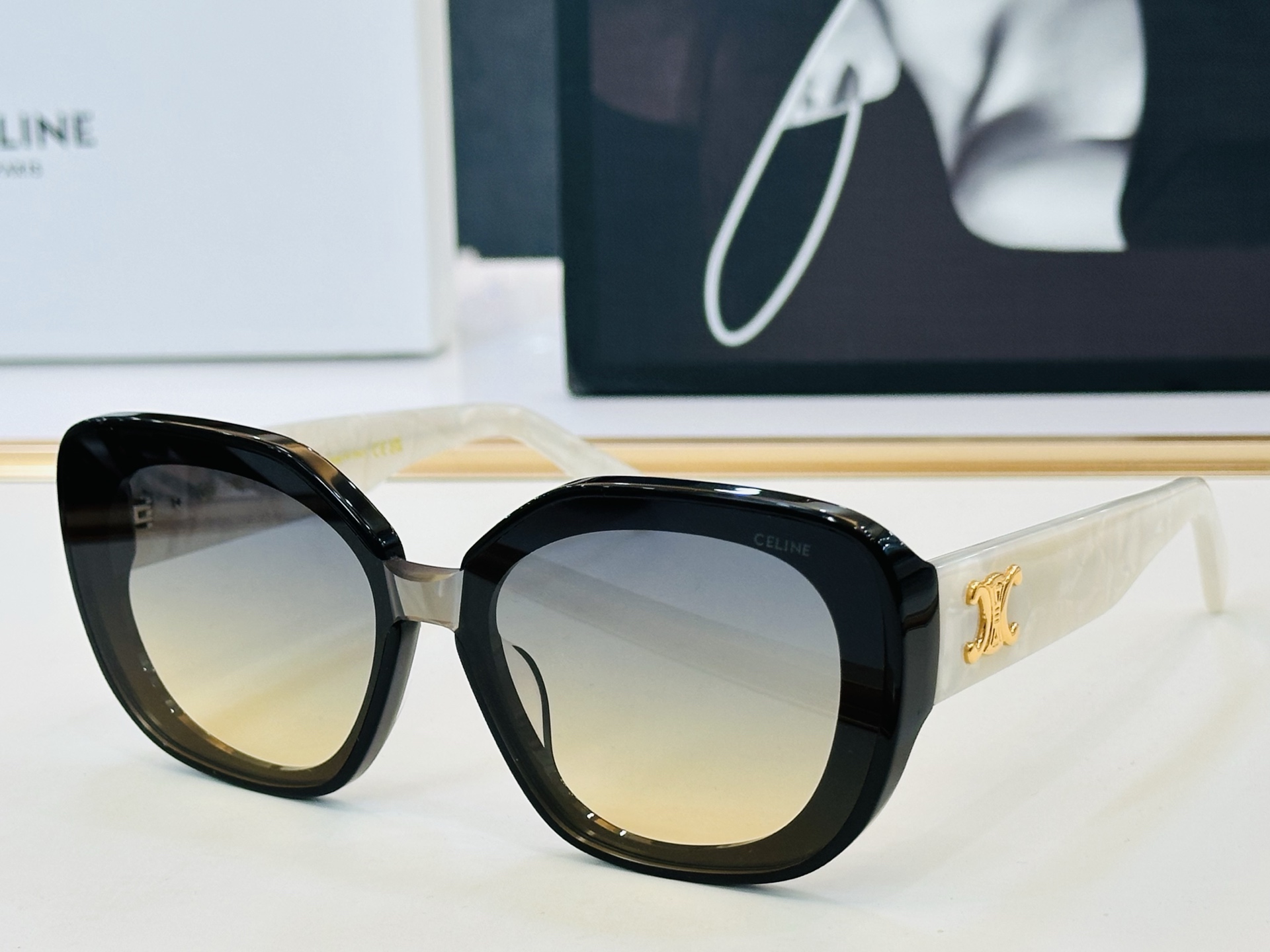 【CELINE】赛琳 CL2169U Size：54口20-145 一直热销的款式，欧美风 光泽度好  