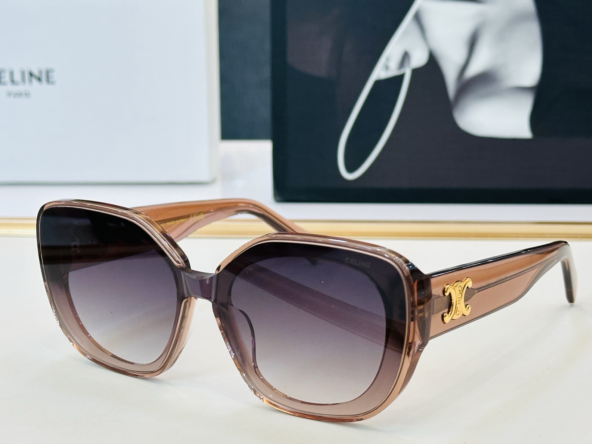 【CELINE】赛琳 CL2169U Size：54口20-145 一直热销的款式，欧美风 光泽度好  