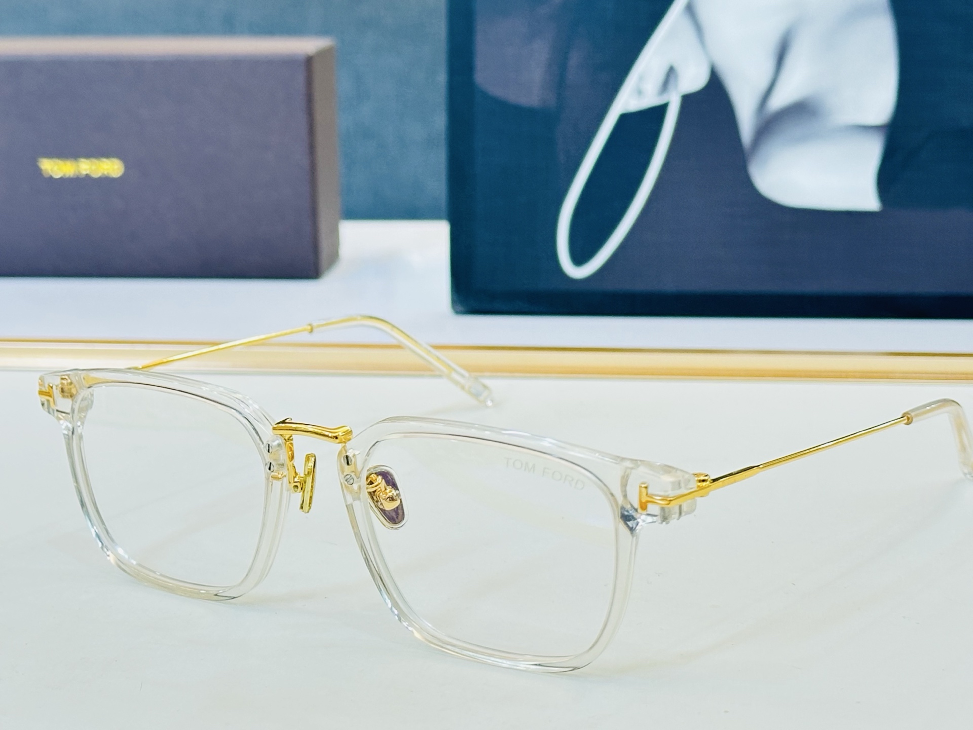 🎉TOM FOR*🎉汤姆家  Model: FT1042  Size：52口21-145 时尚框 👓 一