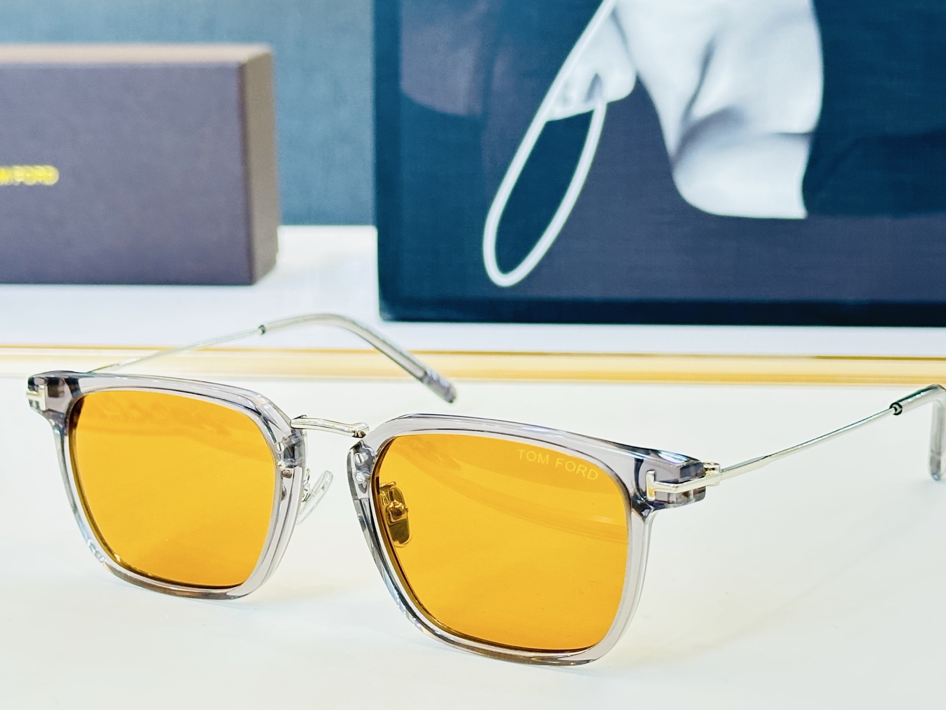 🎉TOM FOR*🎉汤姆家  Model: FT1042  Size：52口21-145 时尚框 👓 一