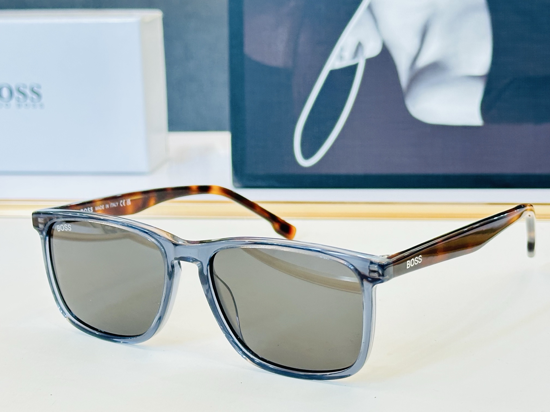 🆕 BOSS 1825-S Size：55口16-145 🕶🕶💋💋👣👣  高品质 不挑脸 经典不过时框型