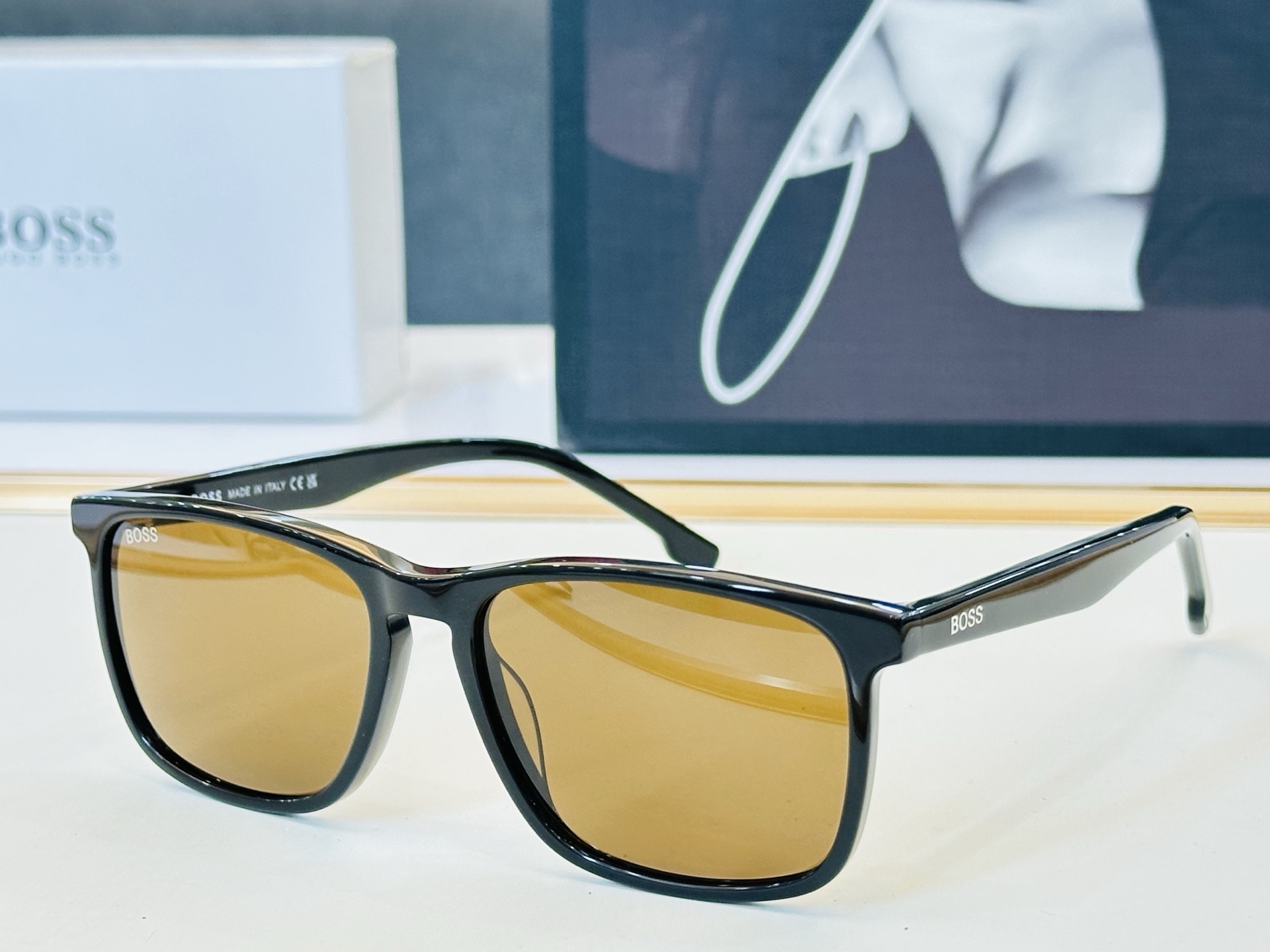 🆕 BOSS 1825-S Size：55口16-145 🕶🕶💋💋👣👣  高品质 不挑脸 经典不过时框型