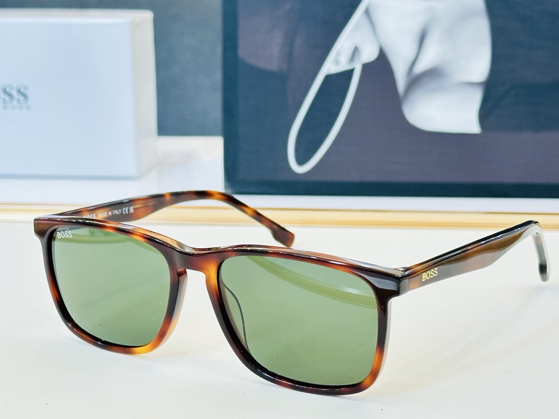 🆕 BOSS 1825-S Size：55口16-145 🕶🕶💋💋👣👣  高品质 不挑脸 经典不过时框型