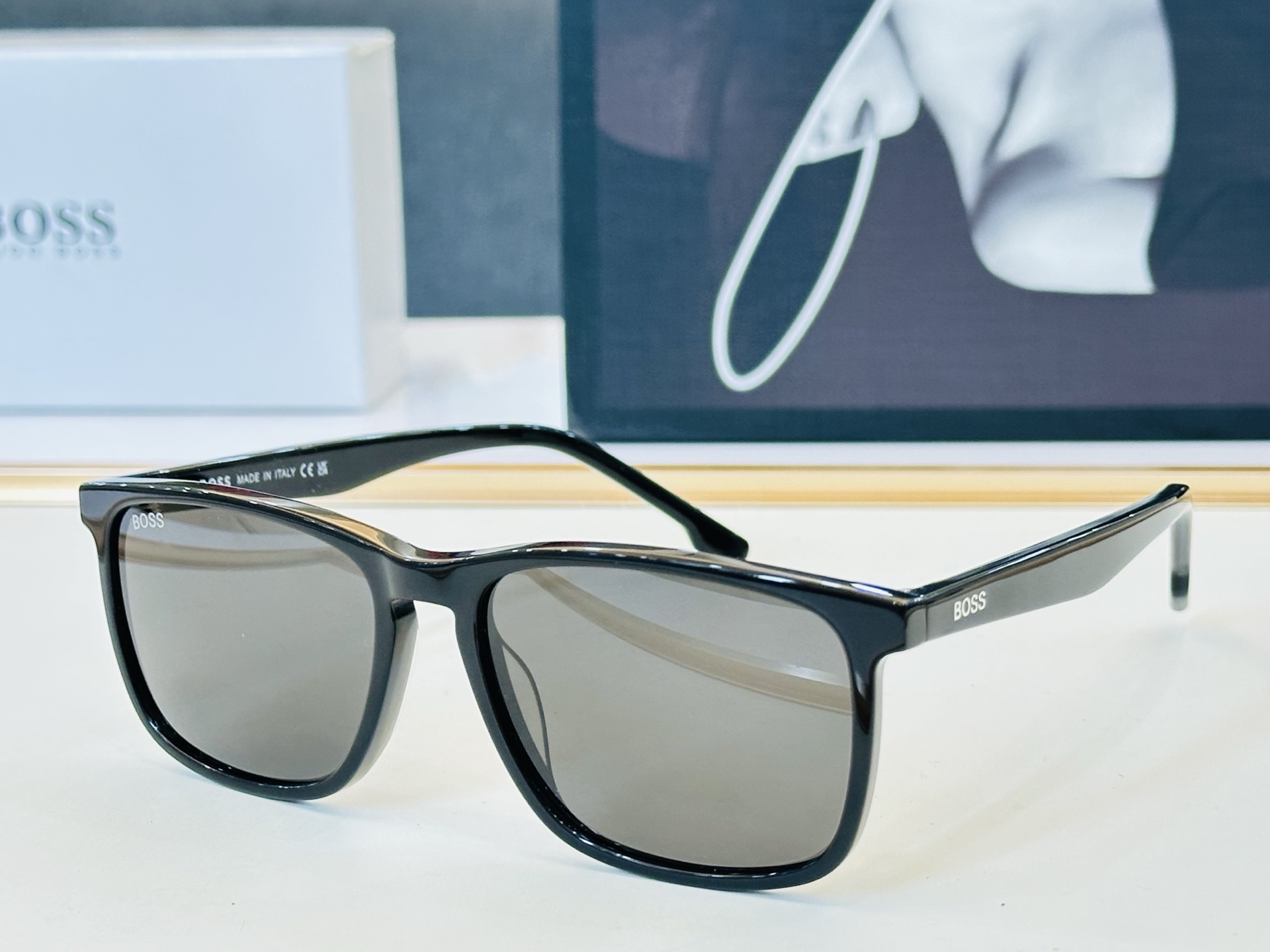 🆕 BOSS 1825-S Size：55口16-145 🕶🕶💋💋👣👣  高品质 不挑脸 经典不过时框型
