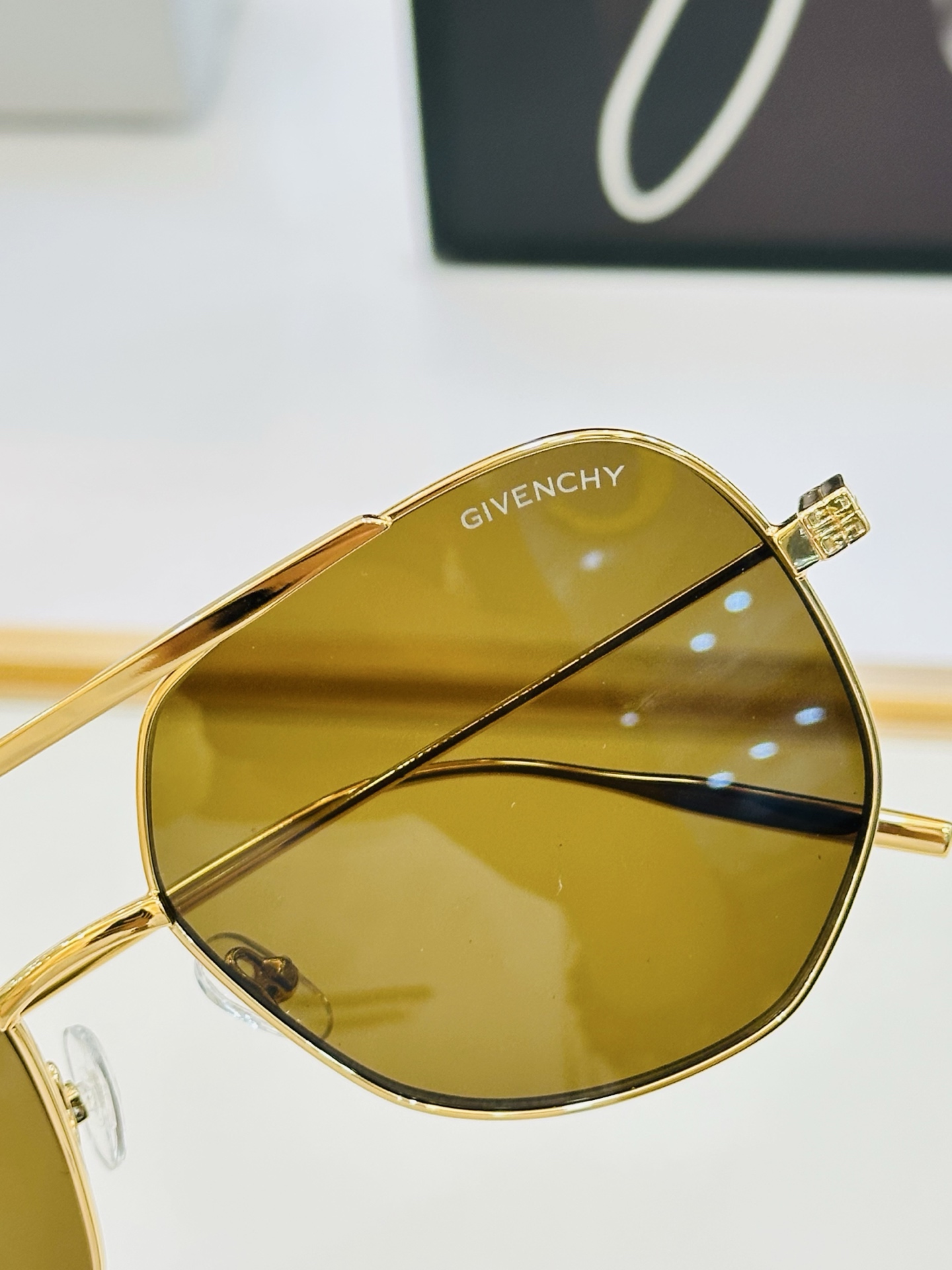 Givench* 纪凡家 GV50026U Size：58口16-145  原单 👍👍细节做工精细 X太