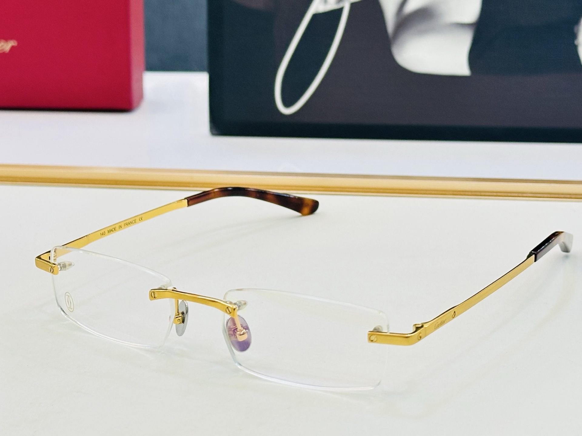 🆕 原版Cartie* 卡家 官网经典款 太阳镜 CT0087 Size：53口18-140 电镀工艺精