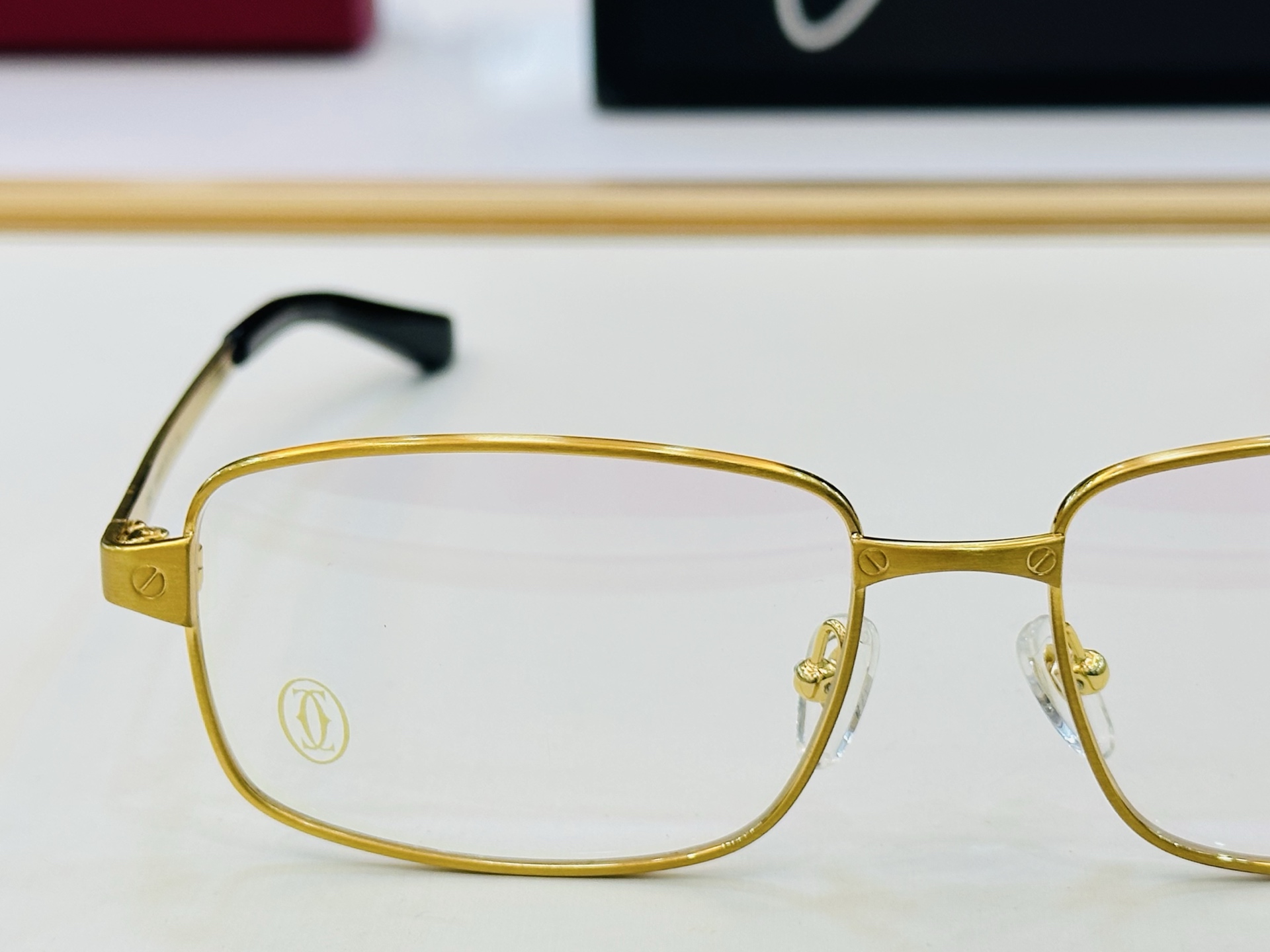 🆕 原版Cartie* 卡家 官网经典款 太阳镜 CT02030 Size：56口16-140 电镀工艺