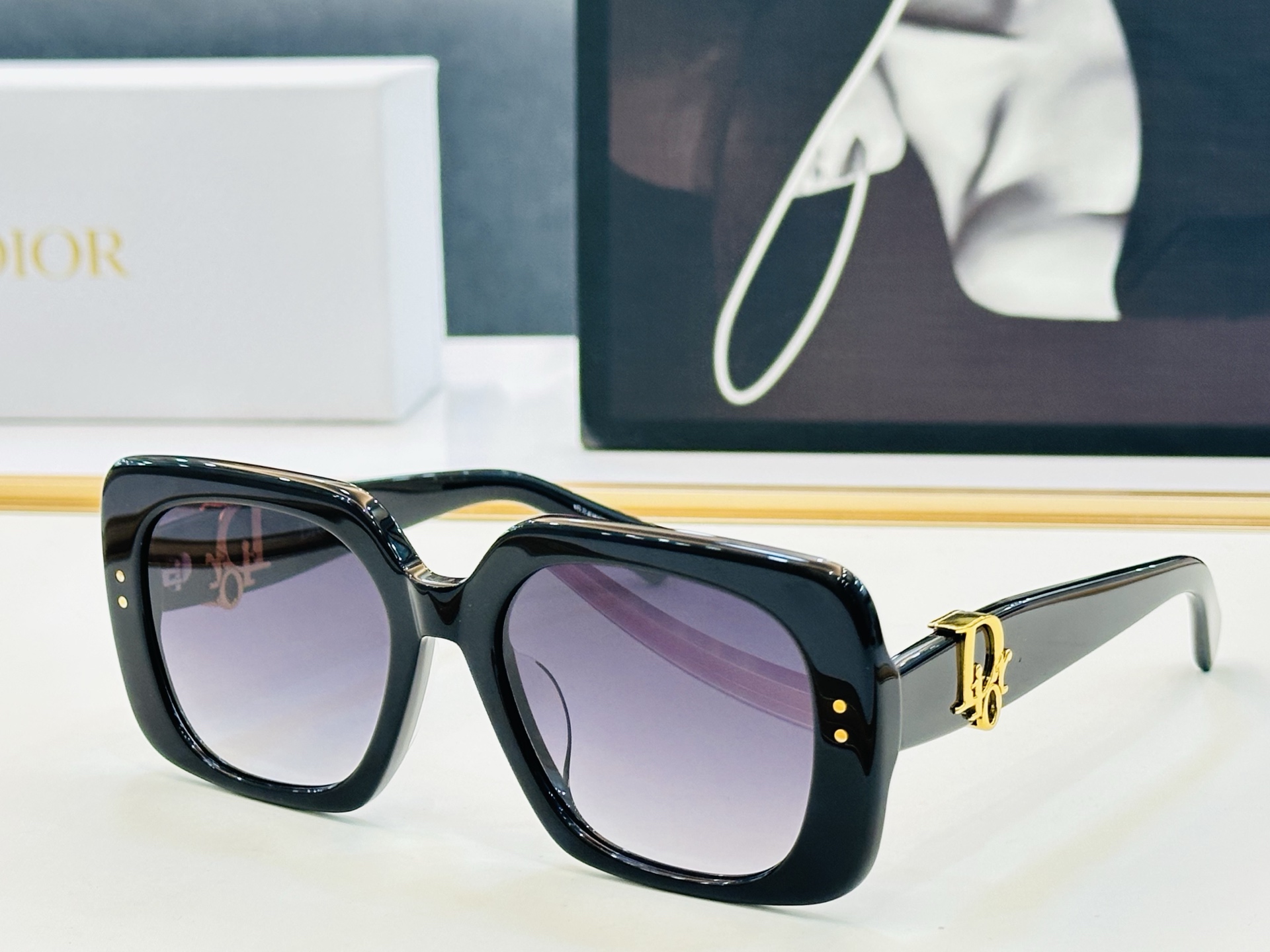 🔻🔻🔻DIO* 迪家 S1I Size：54口19-140 春夏款墨镜 😎🔆 J搭配镜腿精致 质量上佳