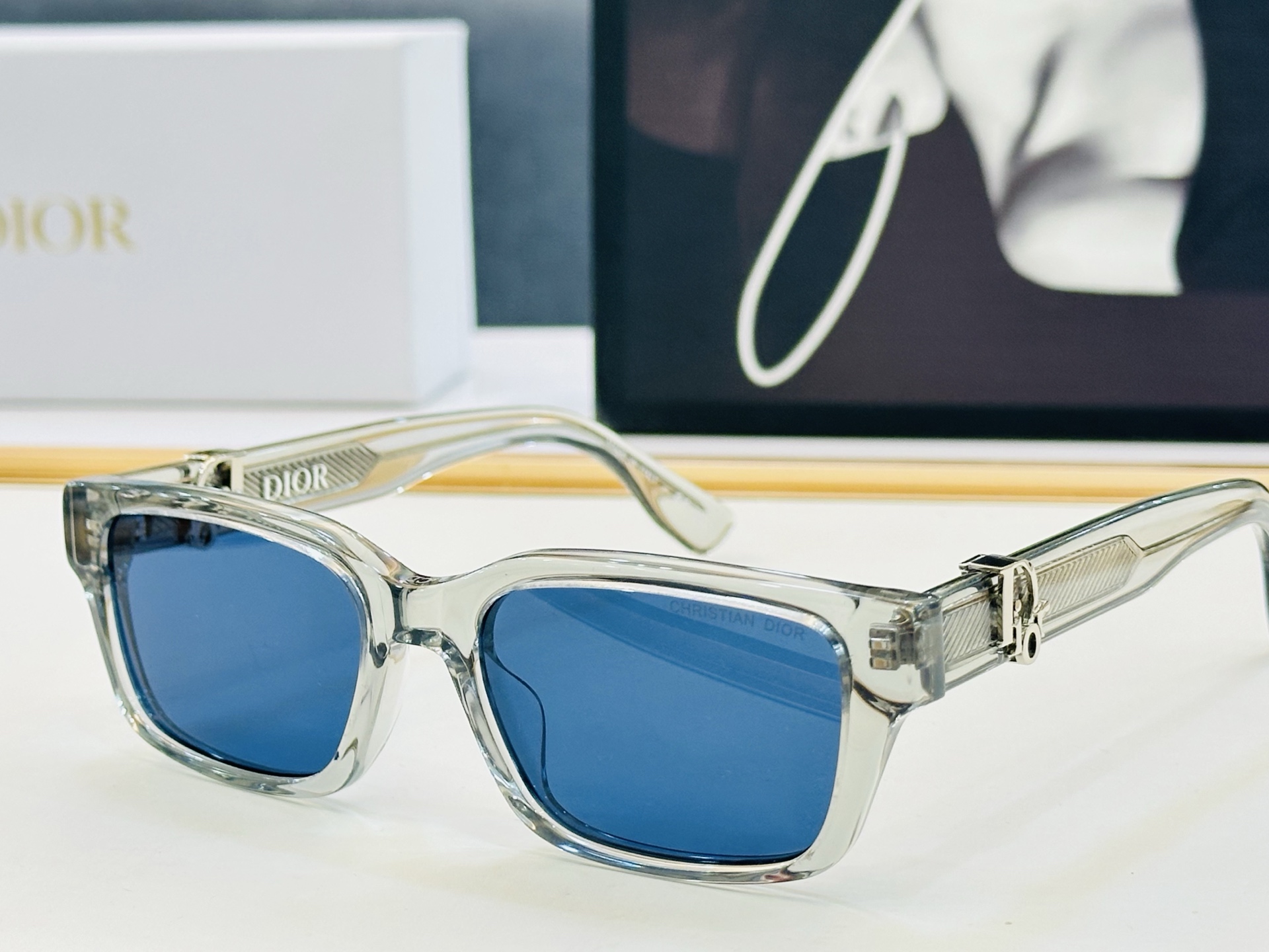 🔻🔻🔻DIO* 迪家 CD S5I Size：53口18-145 春夏款墨镜 😎🔆 C搭配镜腿精致 质量