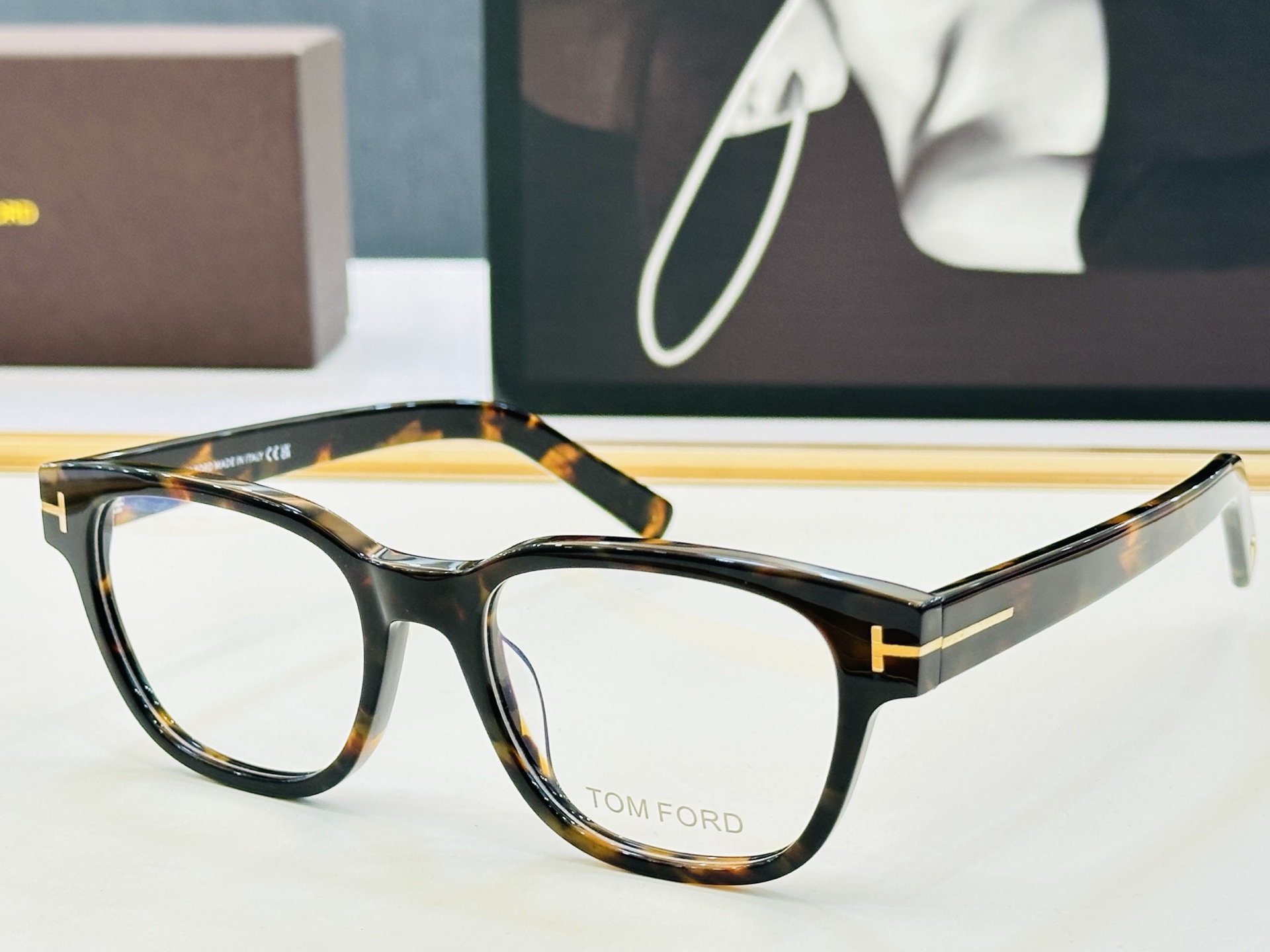🆕款 TOM FORD🏇汤姆家 MODEL: 5977-B size：52口19-145  😍L时尚潮流