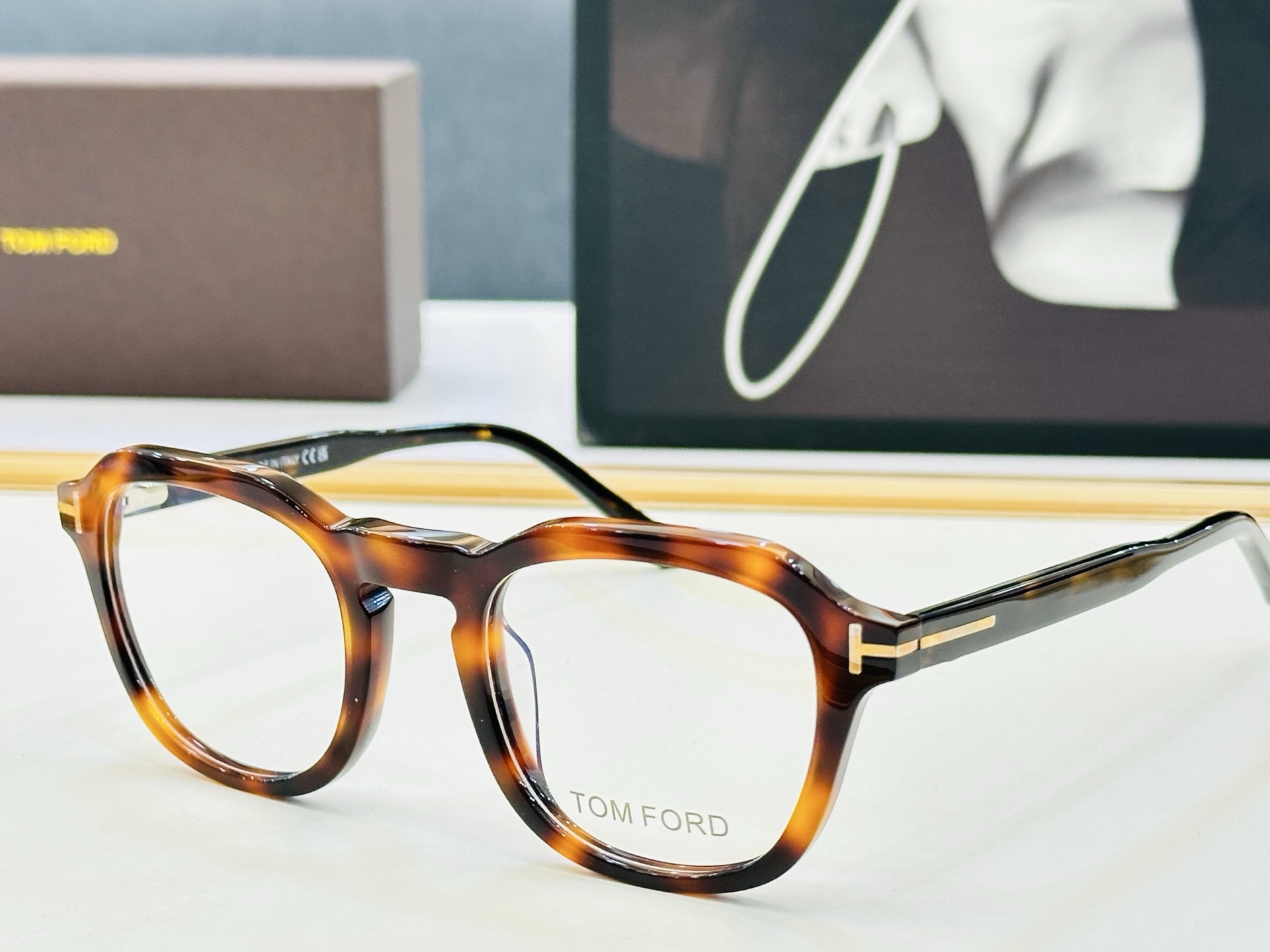 🆕款 TOM FORD🏇汤姆家 MODEL: 5836-B size：49口23-145  😍L时尚潮流