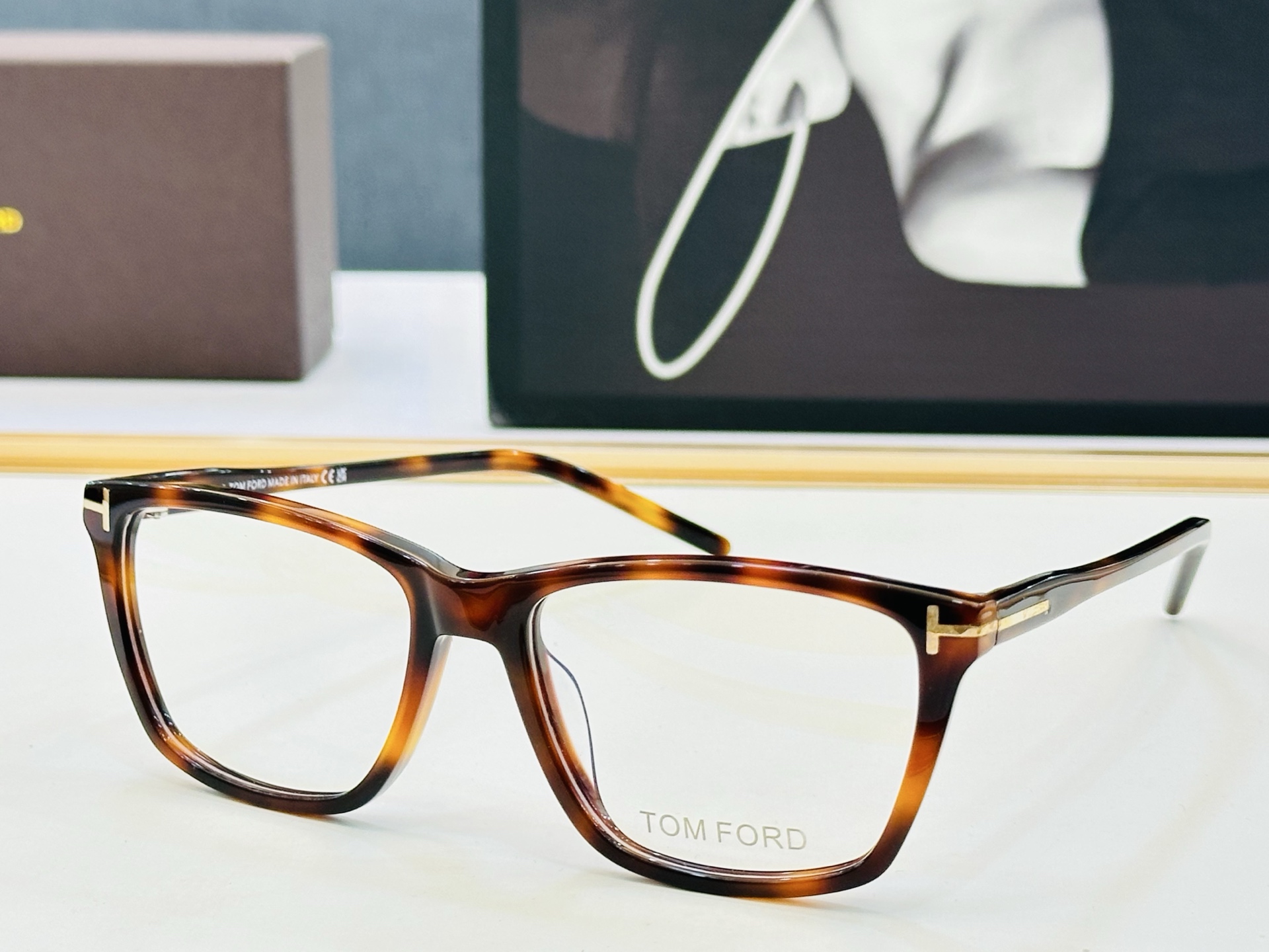 🆕款 TOM FORD🏇汤姆家 MODEL: 5817-B size：54口17-145  😍L时尚潮流