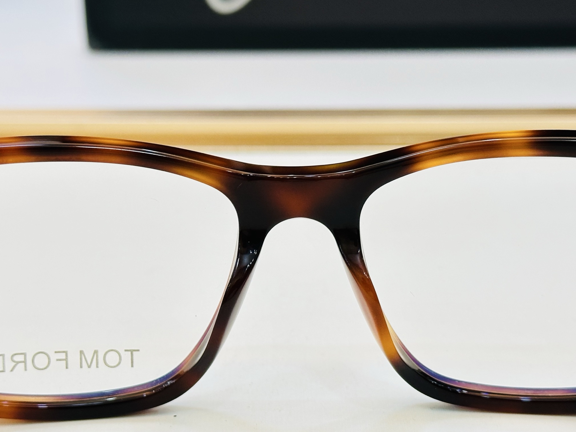 🆕款 TOM FORD🏇汤姆家 MODEL: 5817-B size：54口17-145  😍L时尚潮流