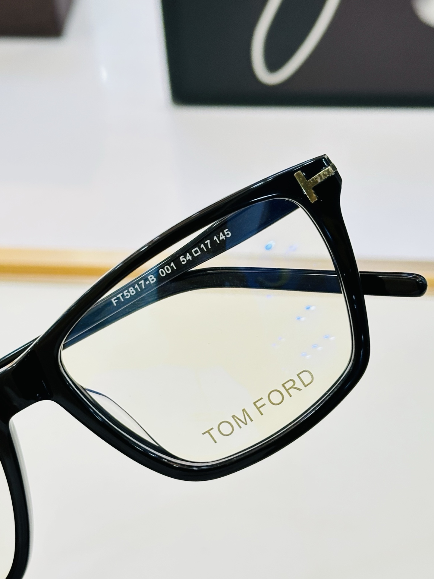 🆕款 TOM FORD🏇汤姆家 MODEL: 5817-B size：54口17-145  😍L时尚潮流