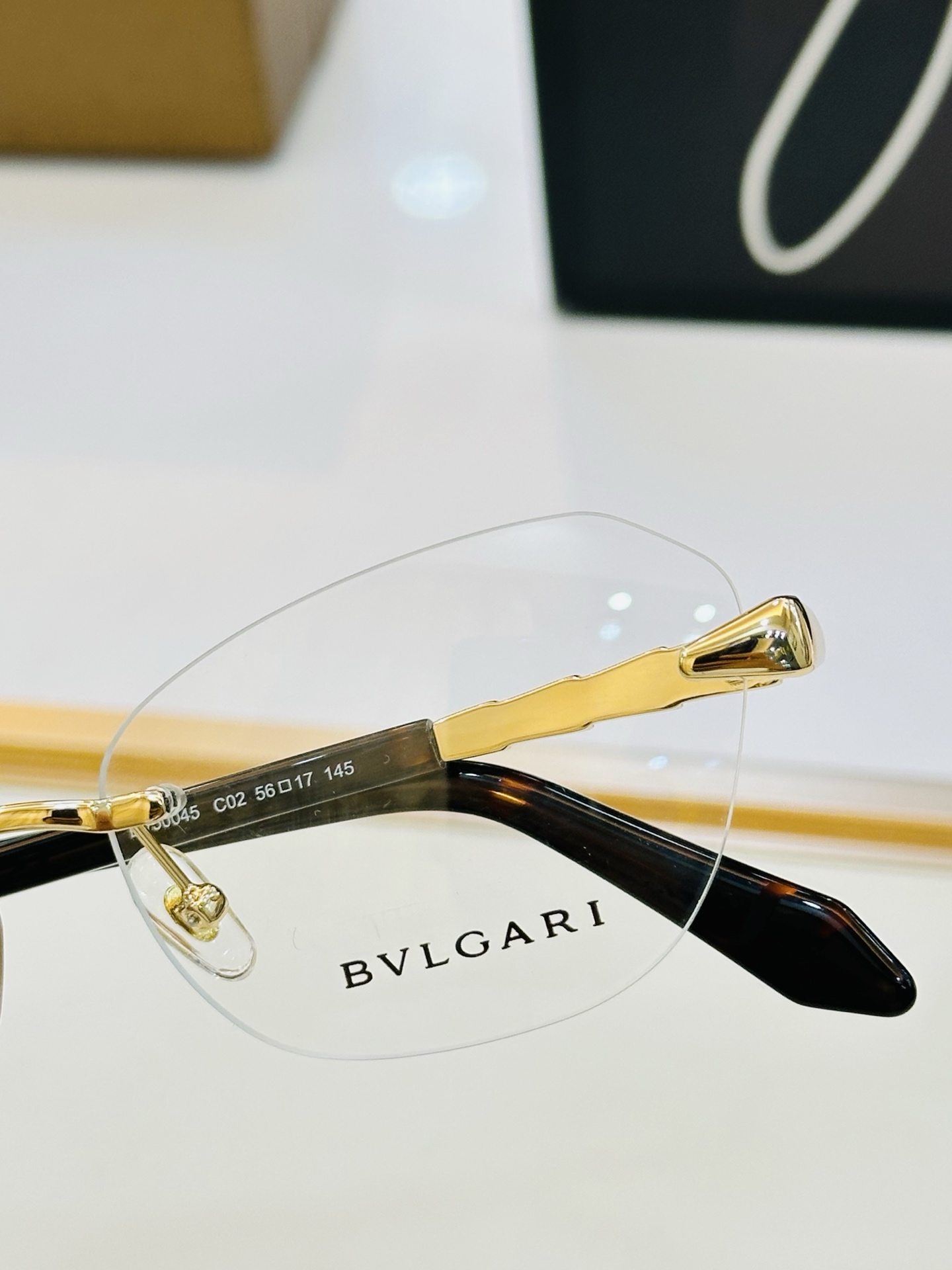 🆕款 官网同售 宝格家 BV50045  👍 Size ：56口17-145 绝对要买😎品质非常完美 L