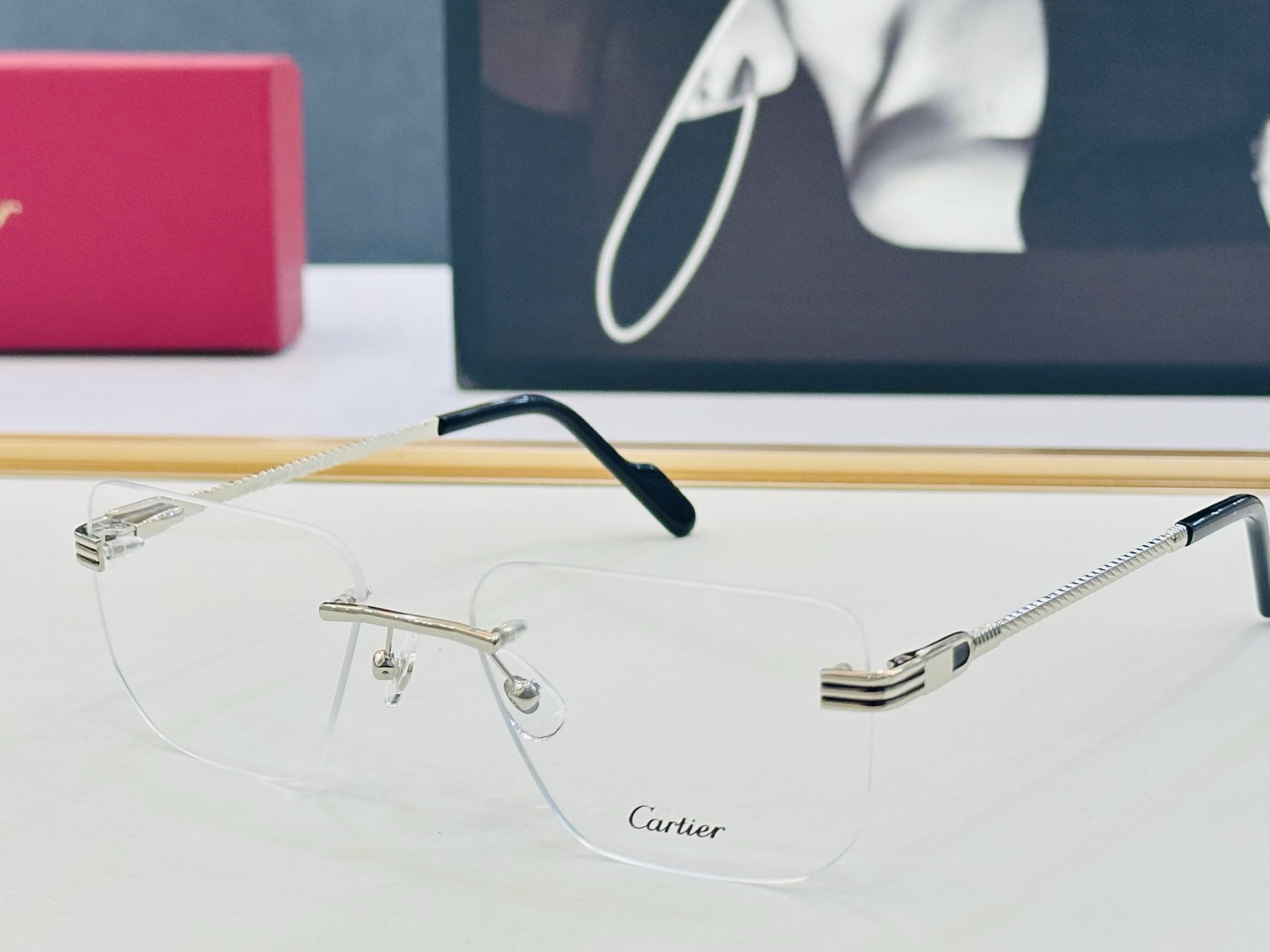 Cartier-卡家 ✨CT0548S Size：56口19-145 不挑脸型 简约大气 时尚休闲 👌👃