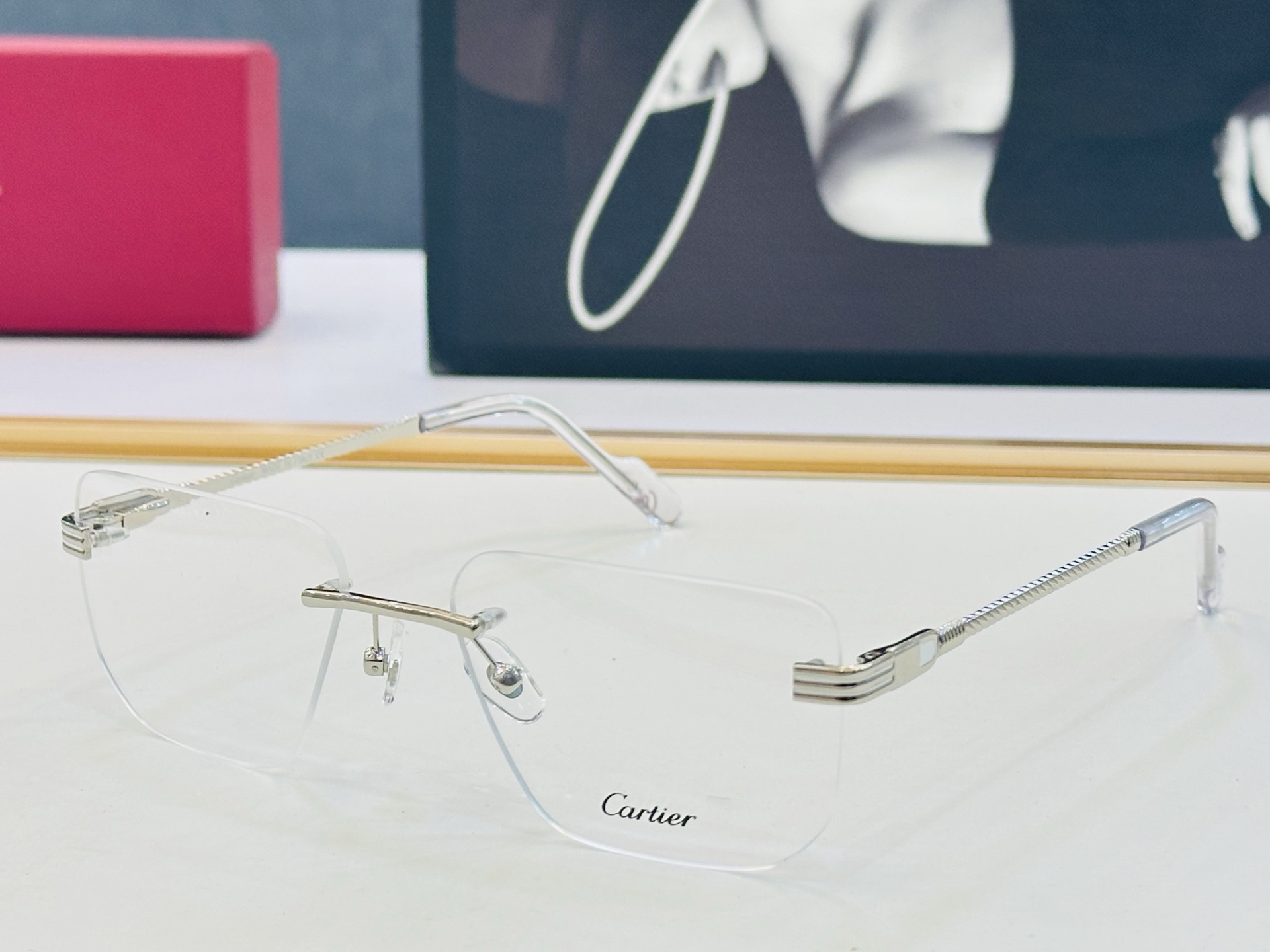 Cartier-卡家 ✨CT0548S Size：56口19-145 不挑脸型 简约大气 时尚休闲 👌👃