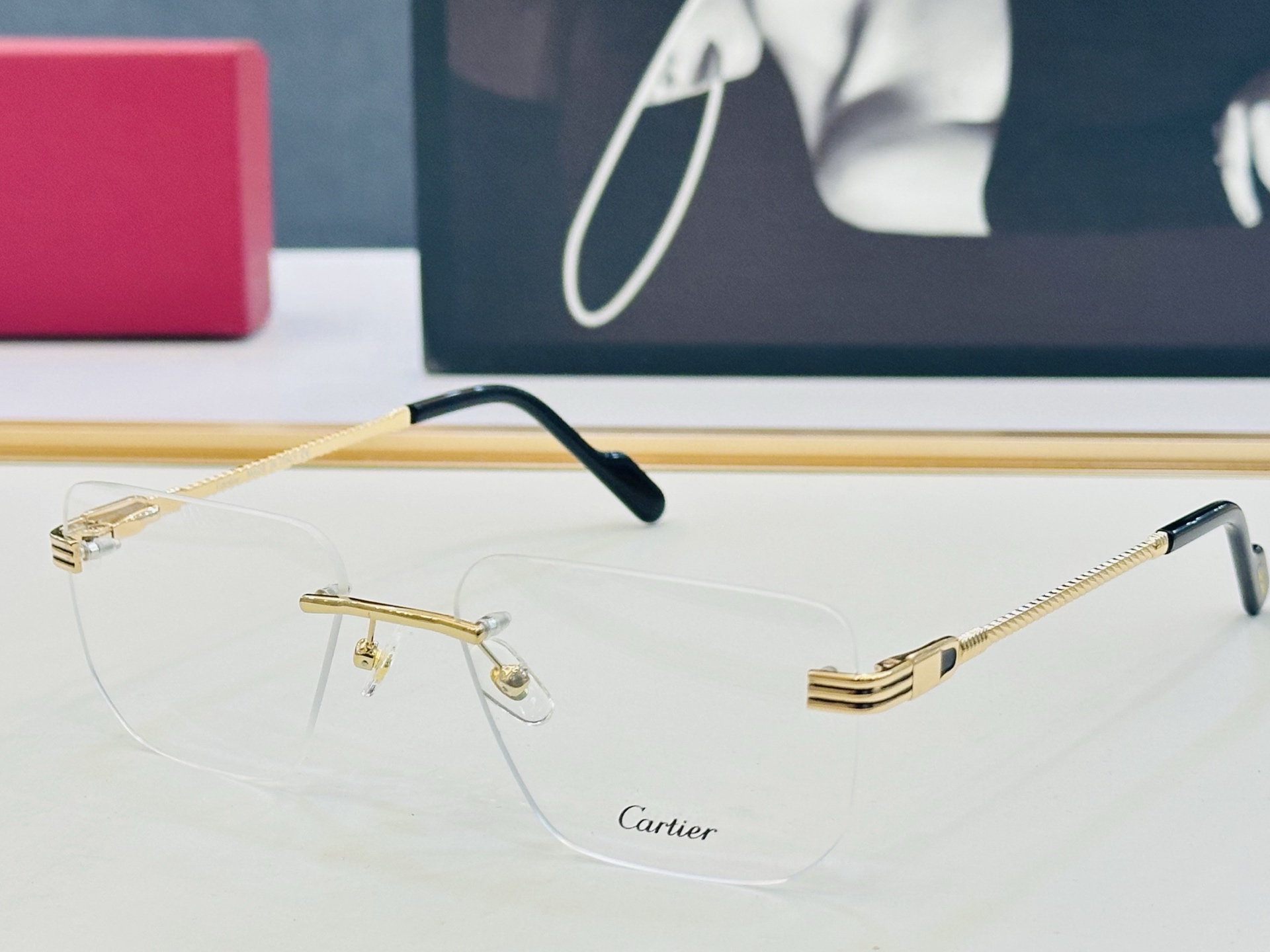 Cartier-卡家 ✨CT0548S Size：56口19-145 不挑脸型 简约大气 时尚休闲 👌👃