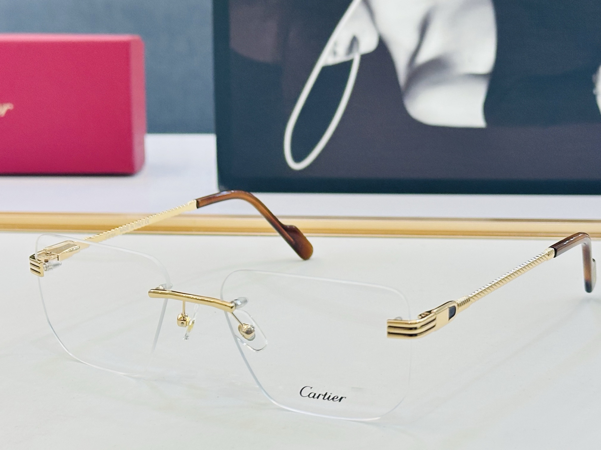 Cartier-卡家 ✨CT0548S Size：56口19-145 不挑脸型 简约大气 时尚休闲 👌👃