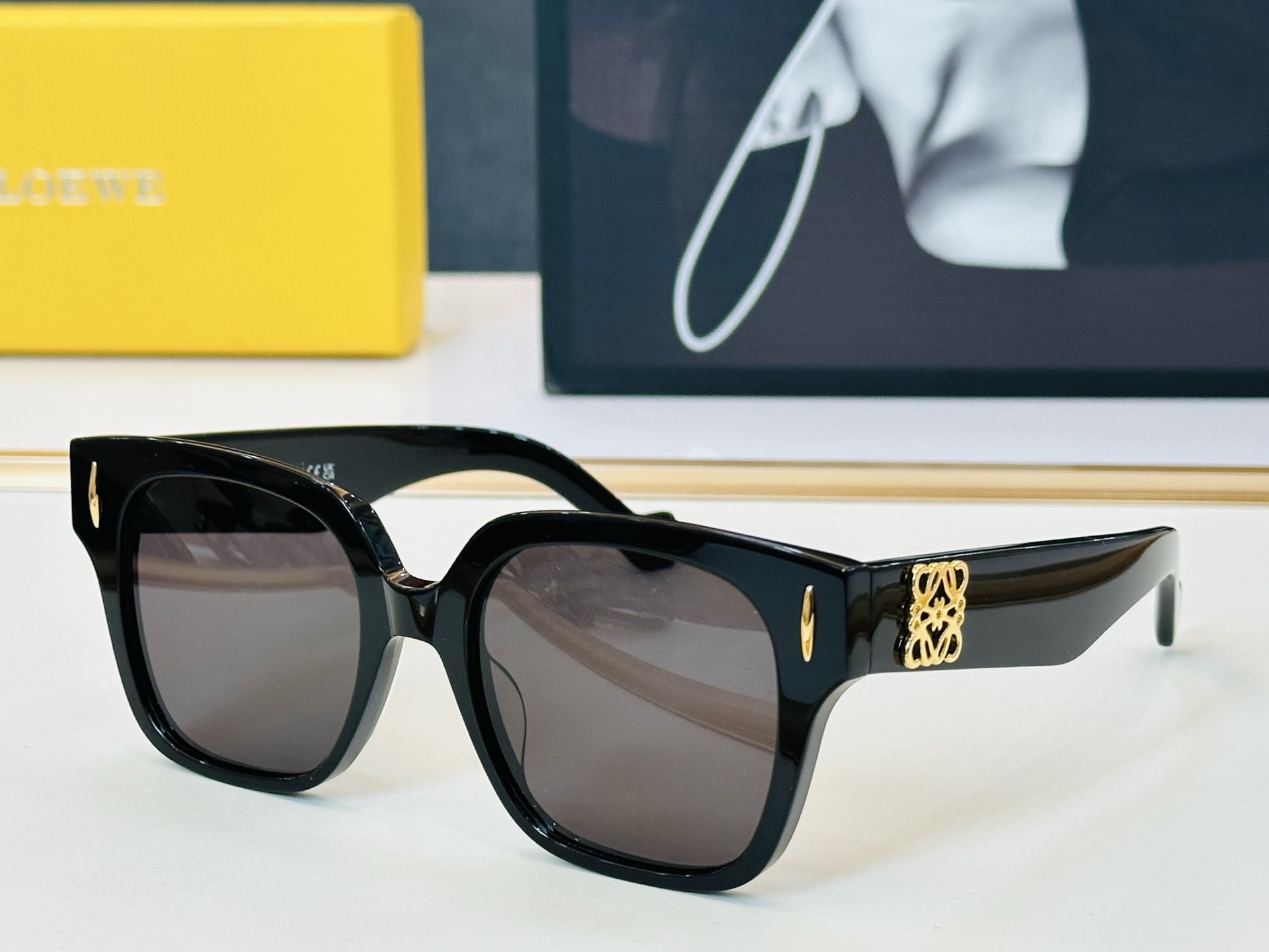 NO:866251,Loewe LW50069I Size 51 mouth 19-140 is more beautiful in kind and available for sale now!  All details are shown in real photos. We don’t have many in stock. Smile] Glasses, sunglasses, sunglasses, glasses, loewe19860909罗意威 LW50069I Size51口19-140实物更美 现货发售！细节全部实拍展示 we现货不多 微笑] 眼镜墨镜太阳镜,眼镜,loewe,glasses