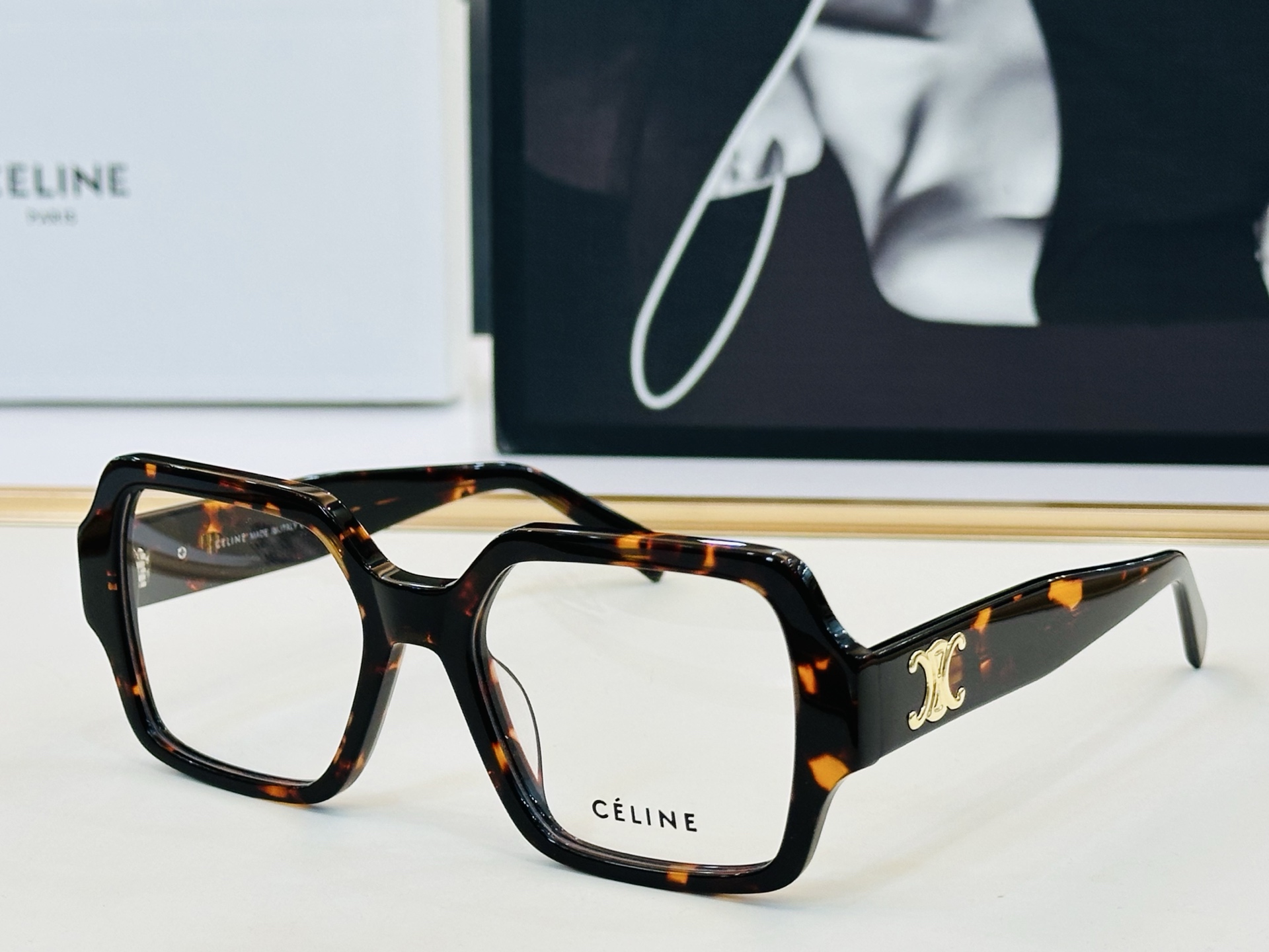 【CELINE】赛琳 CL50131  Size：54口19-145 一直热销的款式 质感强  L工艺超
