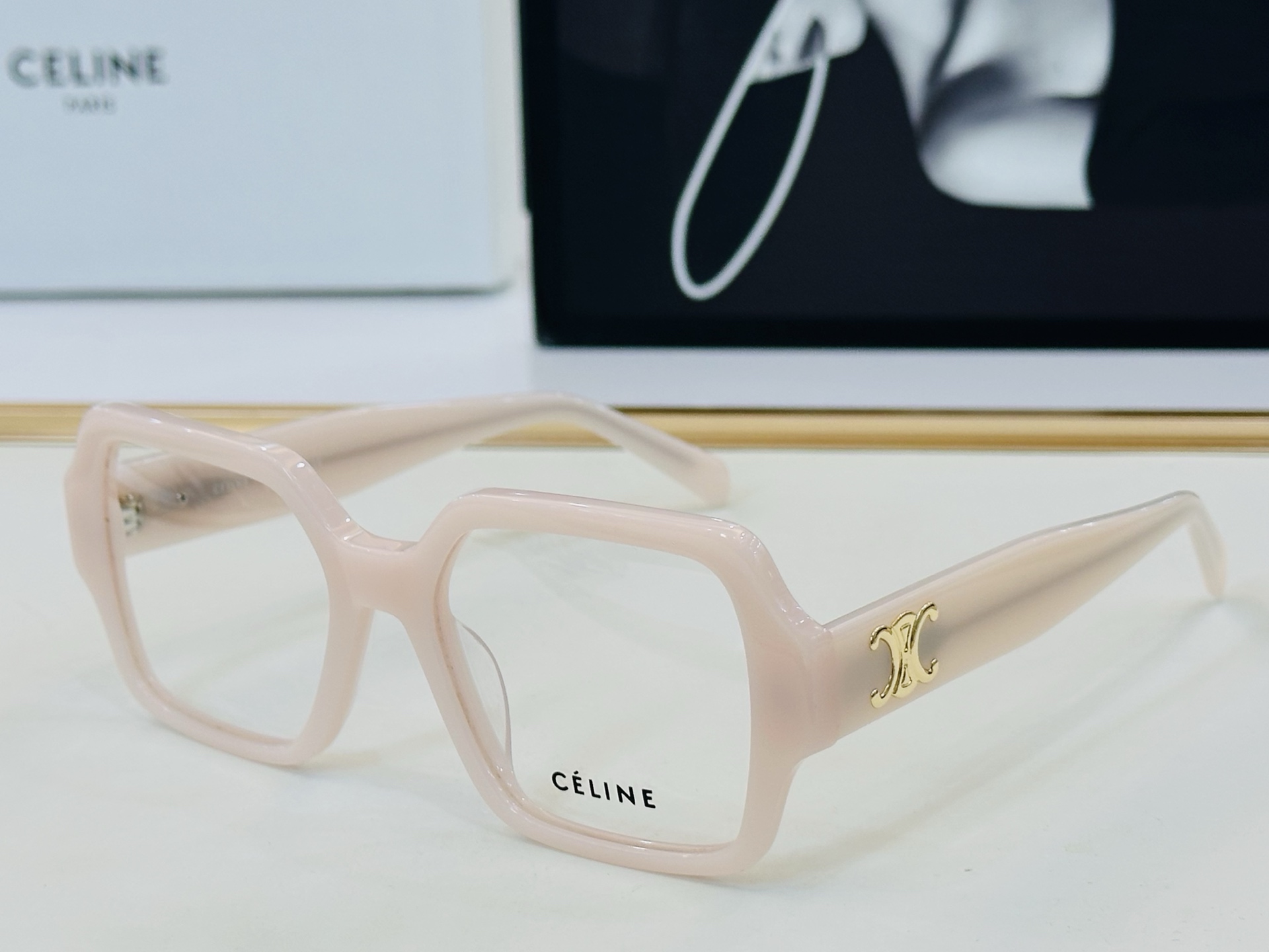 【CELINE】赛琳 CL50131  Size：54口19-145 一直热销的款式 质感强  L工艺超