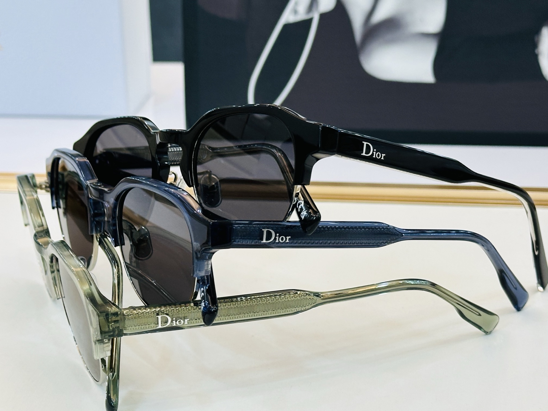 🔻🔻🔻DIO* 迪家 R1I Size：49口22-145 春夏款墨镜 😎🔆 FD搭配镜腿精致 质量上佳