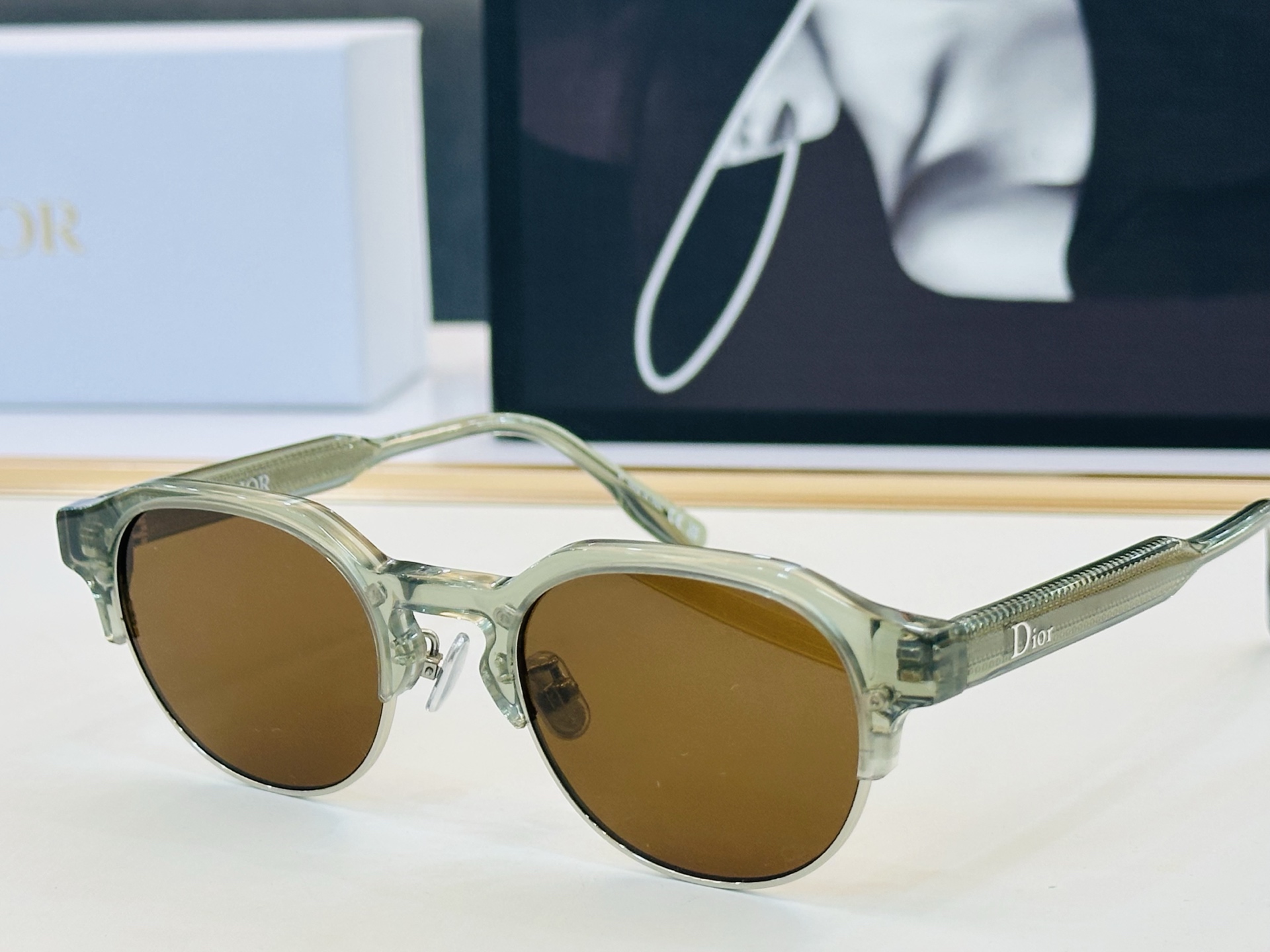 🔻🔻🔻DIO* 迪家 R1I Size：49口22-145 春夏款墨镜 😎🔆 FD搭配镜腿精致 质量上佳