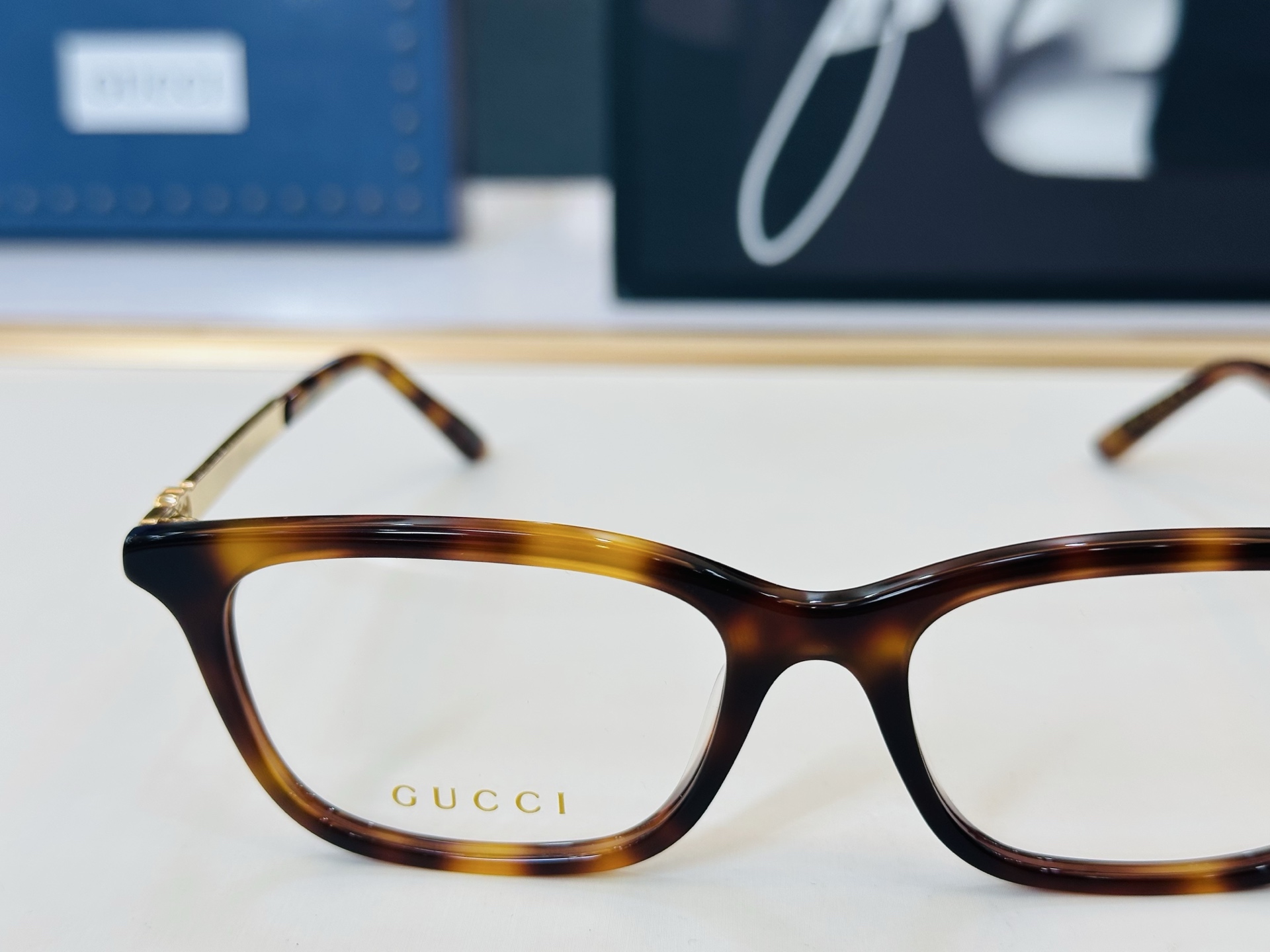 GUCC* 古家 GG2213S 🐝🐝系列 Size：52口16-145 🍁🍁 W超绝品质 。