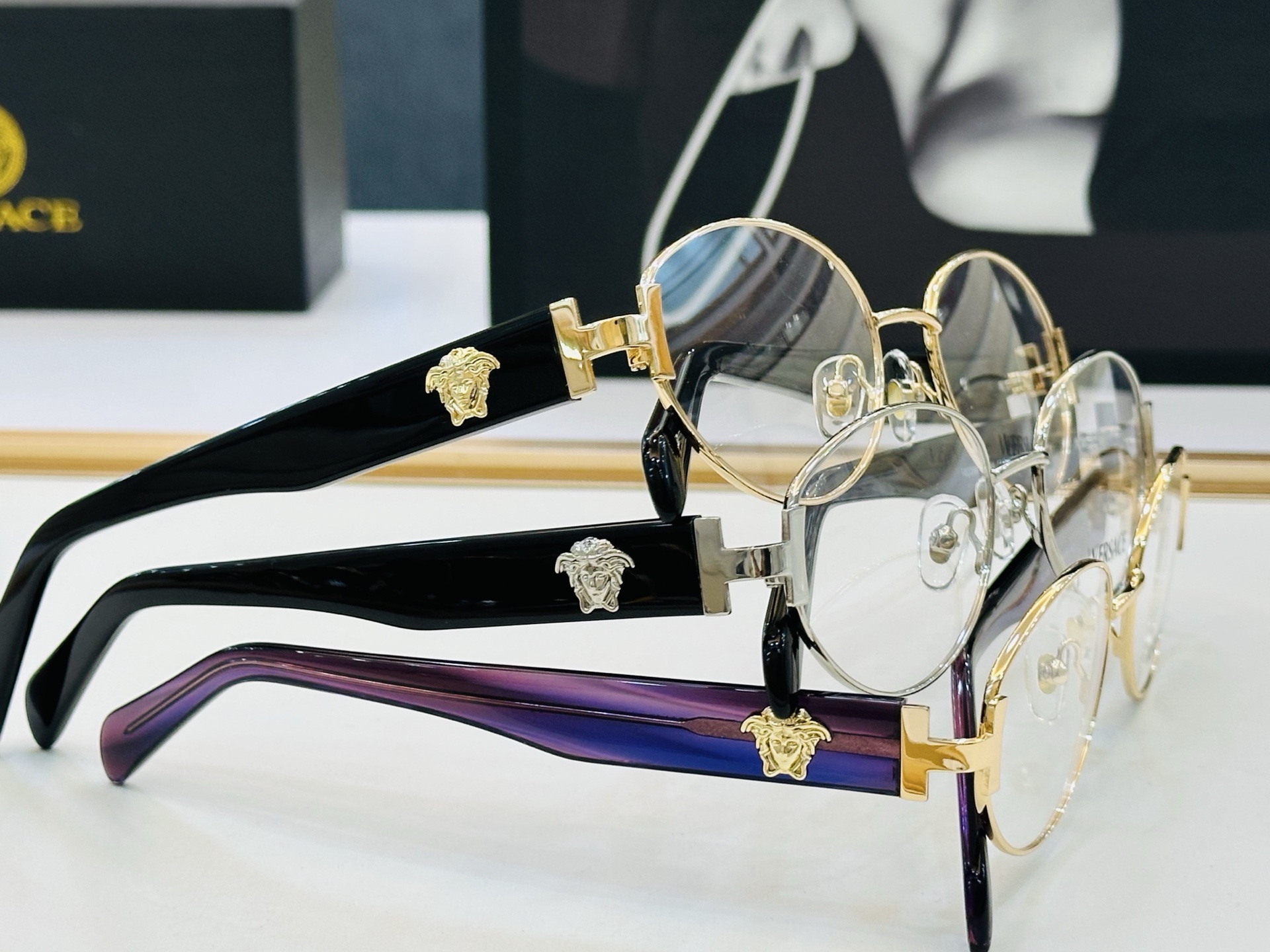 🎉🎉范思家 VERSACE✨VE2395 Size：53口18-140  ✨L有范