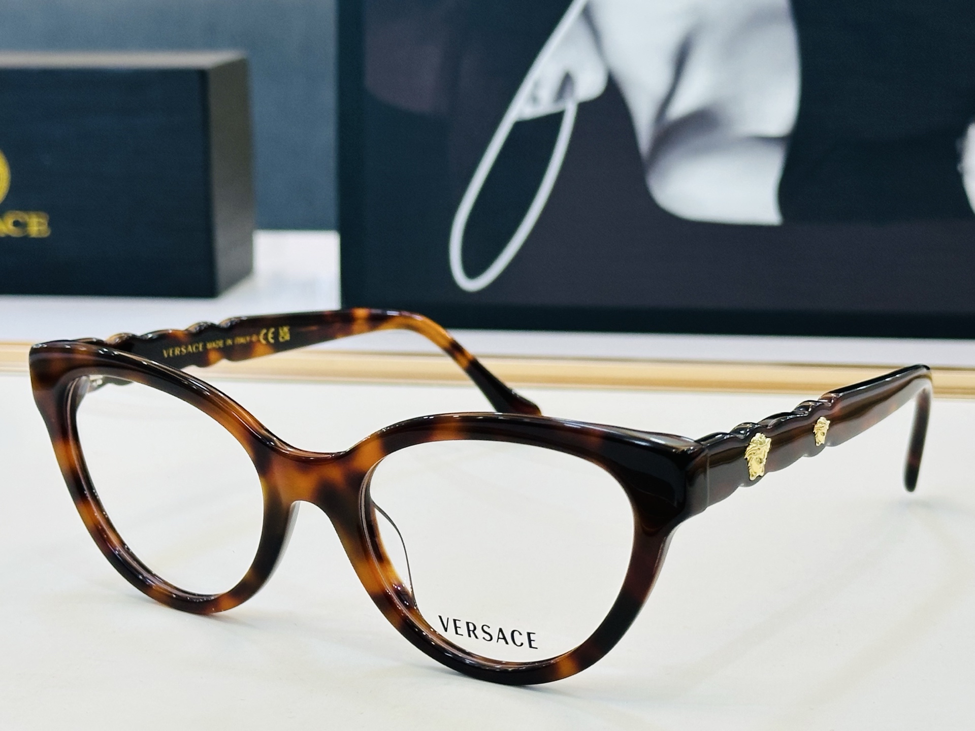 🎉🎉范思家 VERSACE✨✨✨MODEL：VE3401U Size：53口18-145     ✨J有
