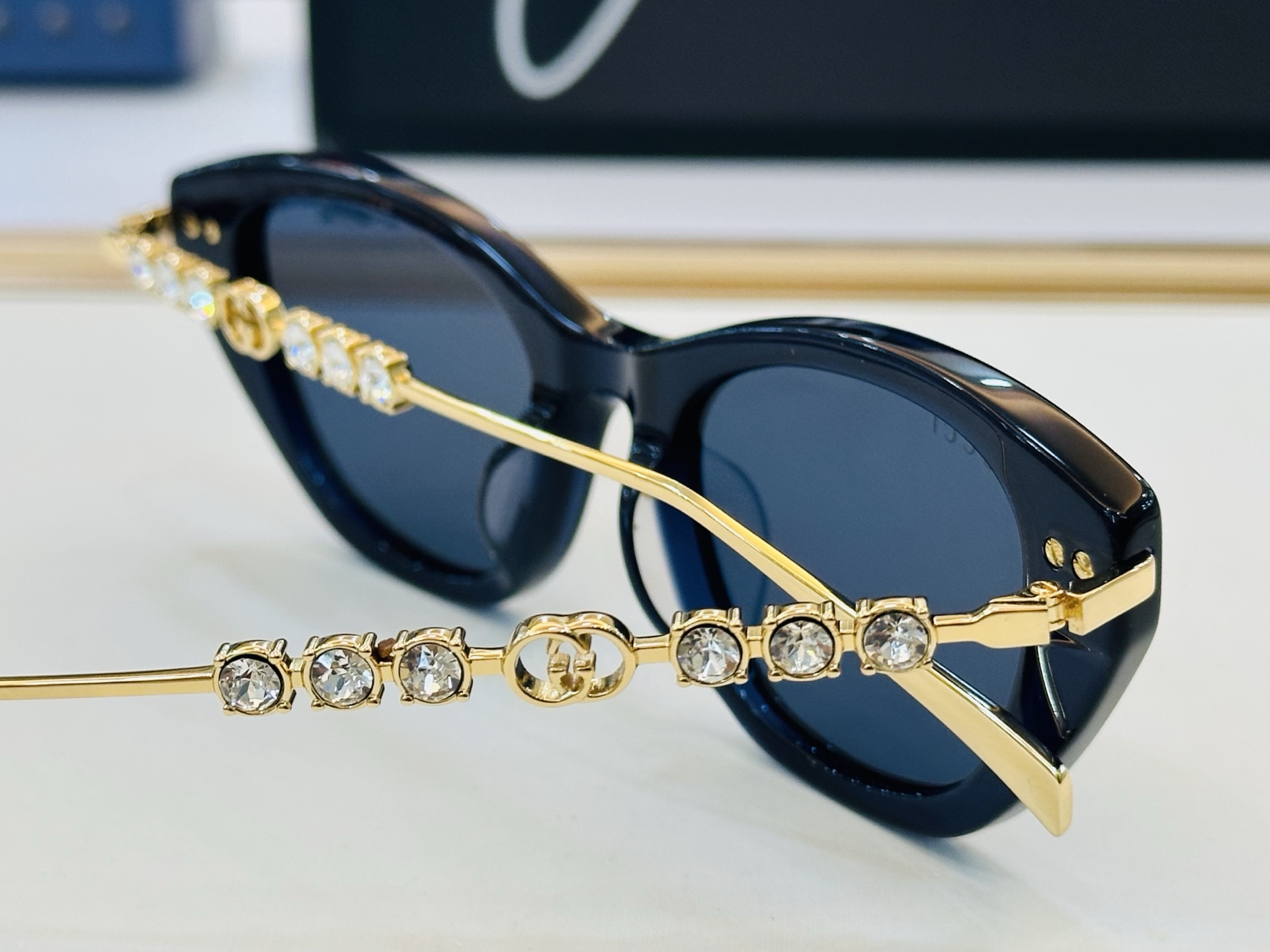 GUCC* 古家 GG1968S 🐝🐝系列 Size：50口19-140 🍁🍁 W超绝品质 。