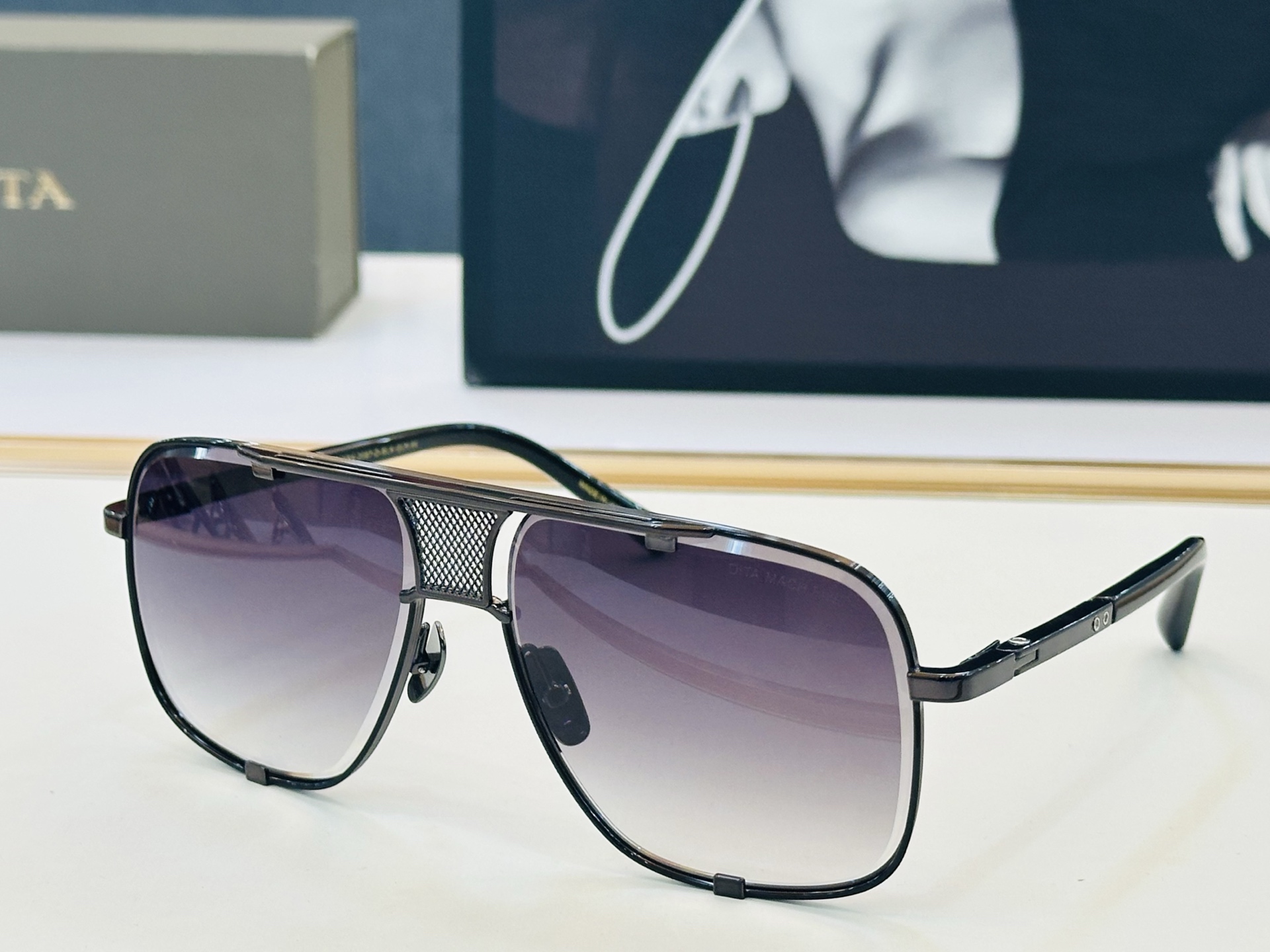 NO:896473,Official website model DlT* Dita DRX-2087 Size 64 mouth 14-127 The latest original Italian goods [Deyi][Deyi] Men's sunglasses are atmospheric A Super quality glasses, sunglasses, sunglasses, glasses19860909官网款 DlT* 迪塔 DRX-2087 Size64口14-127 意大利最新原单货 [得意][得意]男款太阳镜大气 A 超绝品质 眼镜墨镜太阳镜,眼镜,glasses