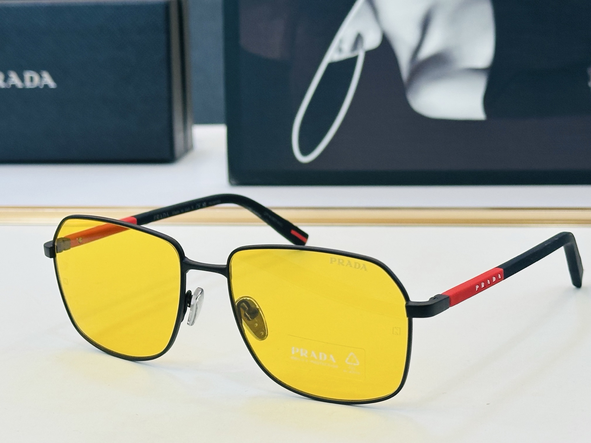 🔺PRAD*🔻普家 SPS A51 Size：57口18-145    眼镜系列堪称精湛制作 彰显独特个