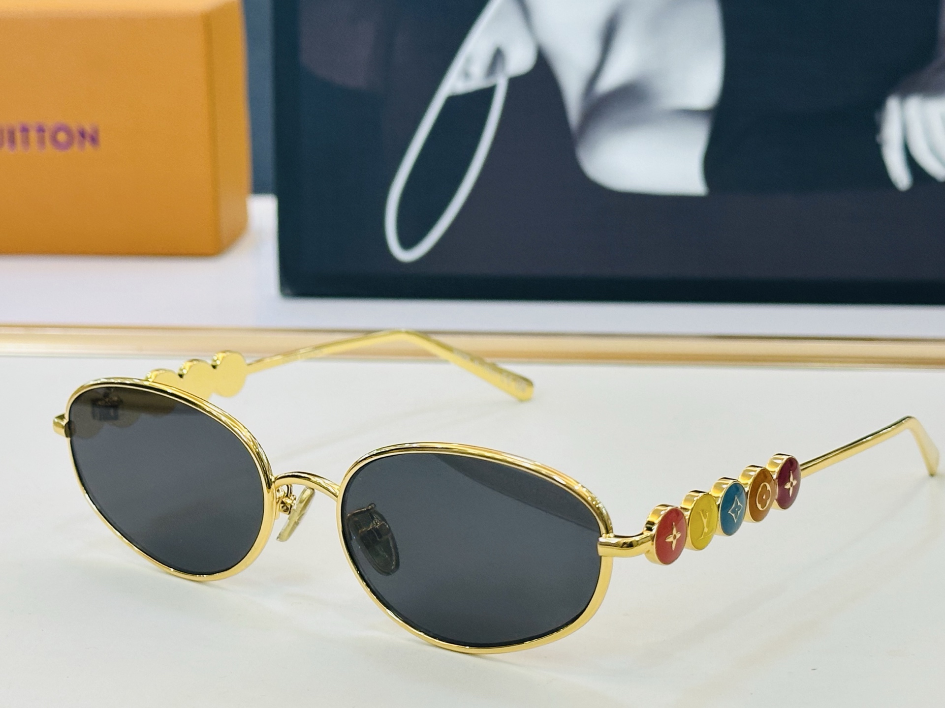 NO:897452,Louis Vuitton Z3179U Size 55 mouth 18 - Vibrant, show your unique personality and show your grandeur C high quality glasses, sunglasses, sunglasses, glasses, louis vuitton19860909路易家 Z3179U Size55口18- 充满活力的 展现独特个性展现大气的你 C高品质 眼镜墨镜太阳镜,眼镜,louis vuitton,glasses