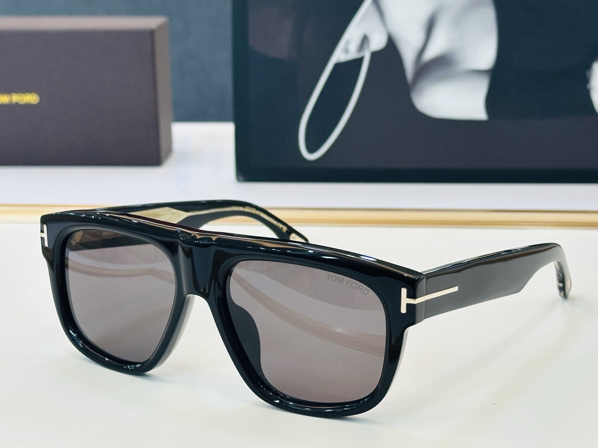 NO:897441,TOM TORD TF1201 Size 56 mouth 18-140 Tom's home transparent metal H high quality glasses sunglasses sunglasses, glasses, tom ford, tom ford19860909TOM TORD TF1201 Size56口18-140 汤姆家 内透明金属 H高品质 眼镜墨镜太阳镜,眼镜,tom ford,tom ford,glasses