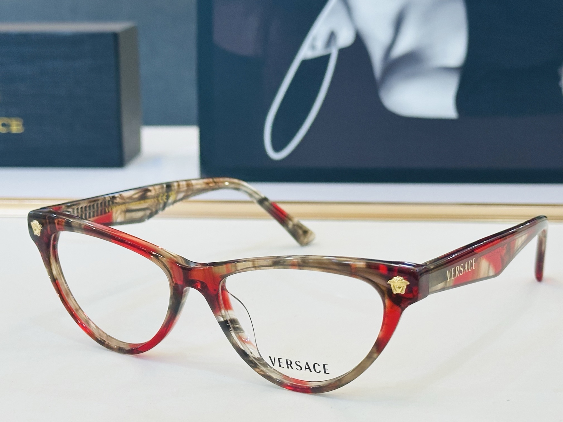 🎉🎉范思家 VERSACE✨✨✨MODEL：VE3364U Size：52口17-145     ✨J有
