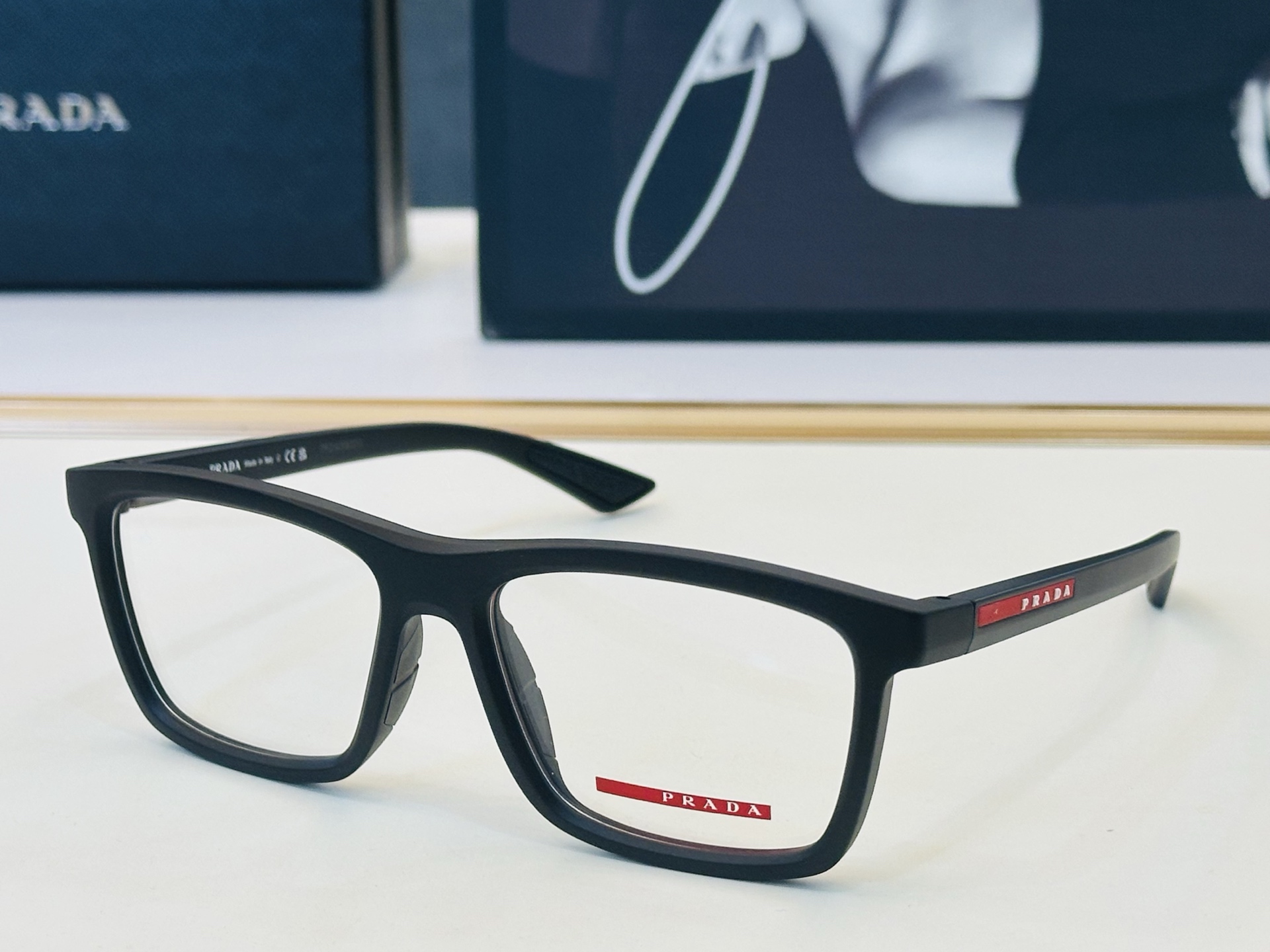 NO:897502,PRAD*Pujia VPS 01T Size 57 Mouth 17-145 The eyewear series is exquisitely made to highlight your unique personality W The latest popular models are glasses, sunglasses, sunglasses, glasses, prada, prada19860909PRAD*普家 VPS 01T Size57口17-145 眼镜系列堪称精湛制作 彰显独特个 W 最新推出火爆款 眼镜墨镜太阳镜,眼镜,prada,prada,glasses