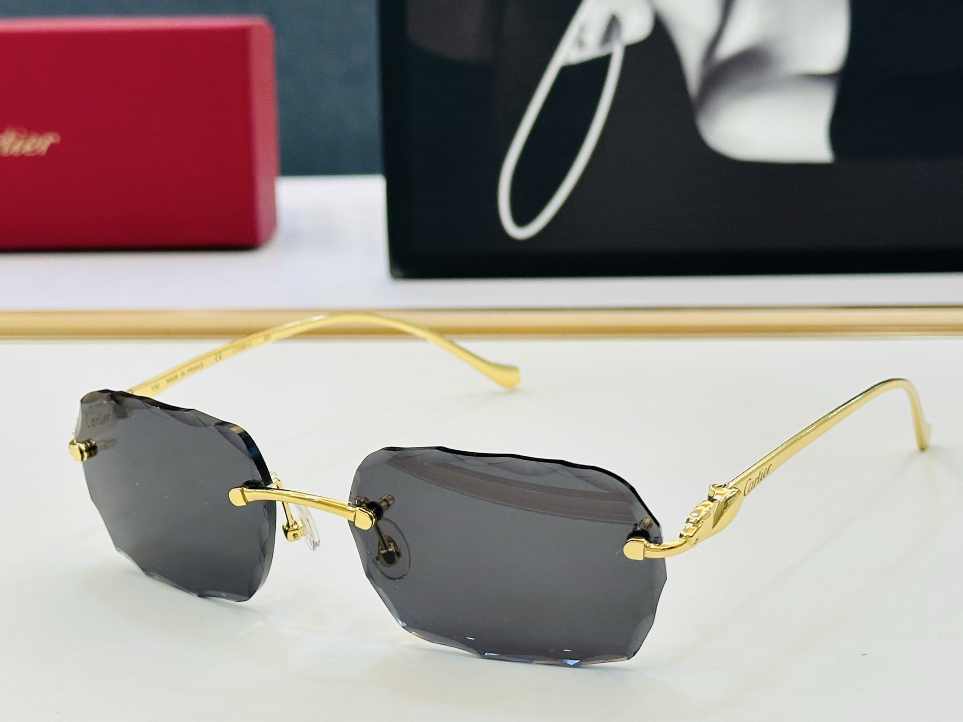 🆕 原版Cartie* 卡家 官网经典款 太阳镜 CT0061 Size：57口16-130 电镀工艺精
