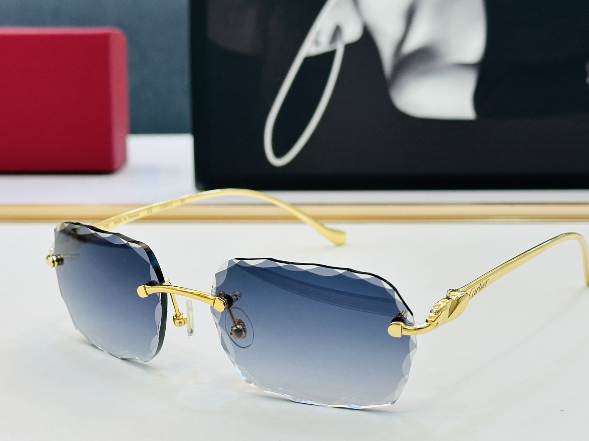 🆕 原版Cartie* 卡家 官网经典款 太阳镜 CT0061 Size：57口16-130 电镀工艺精