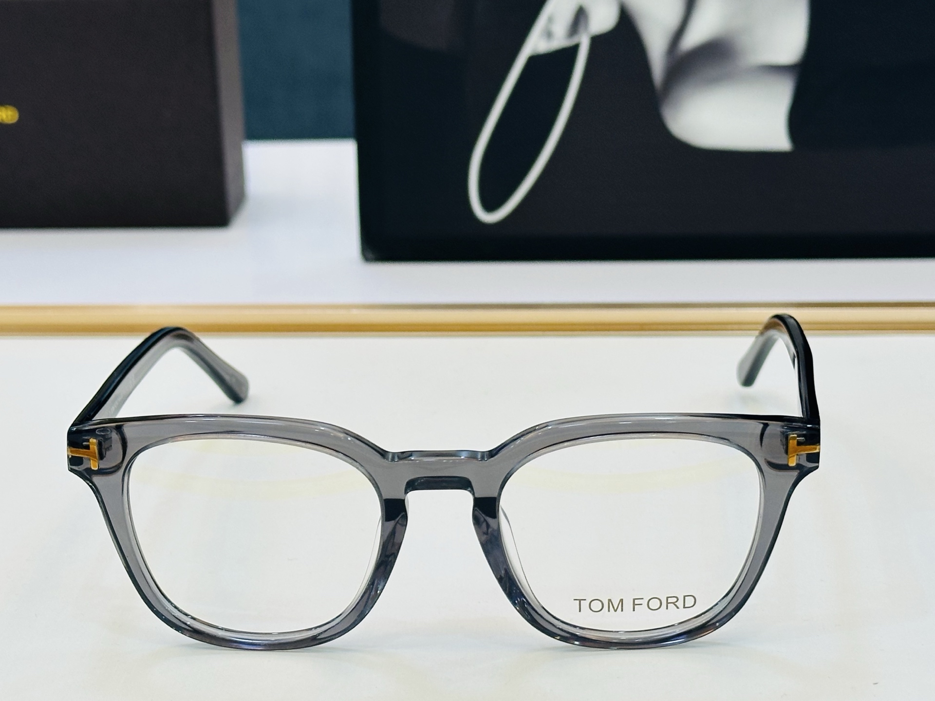 🆕款 TOM FORD🏇汤姆家 MODEL: FT5999-K Size：49口21-145  😍L时尚