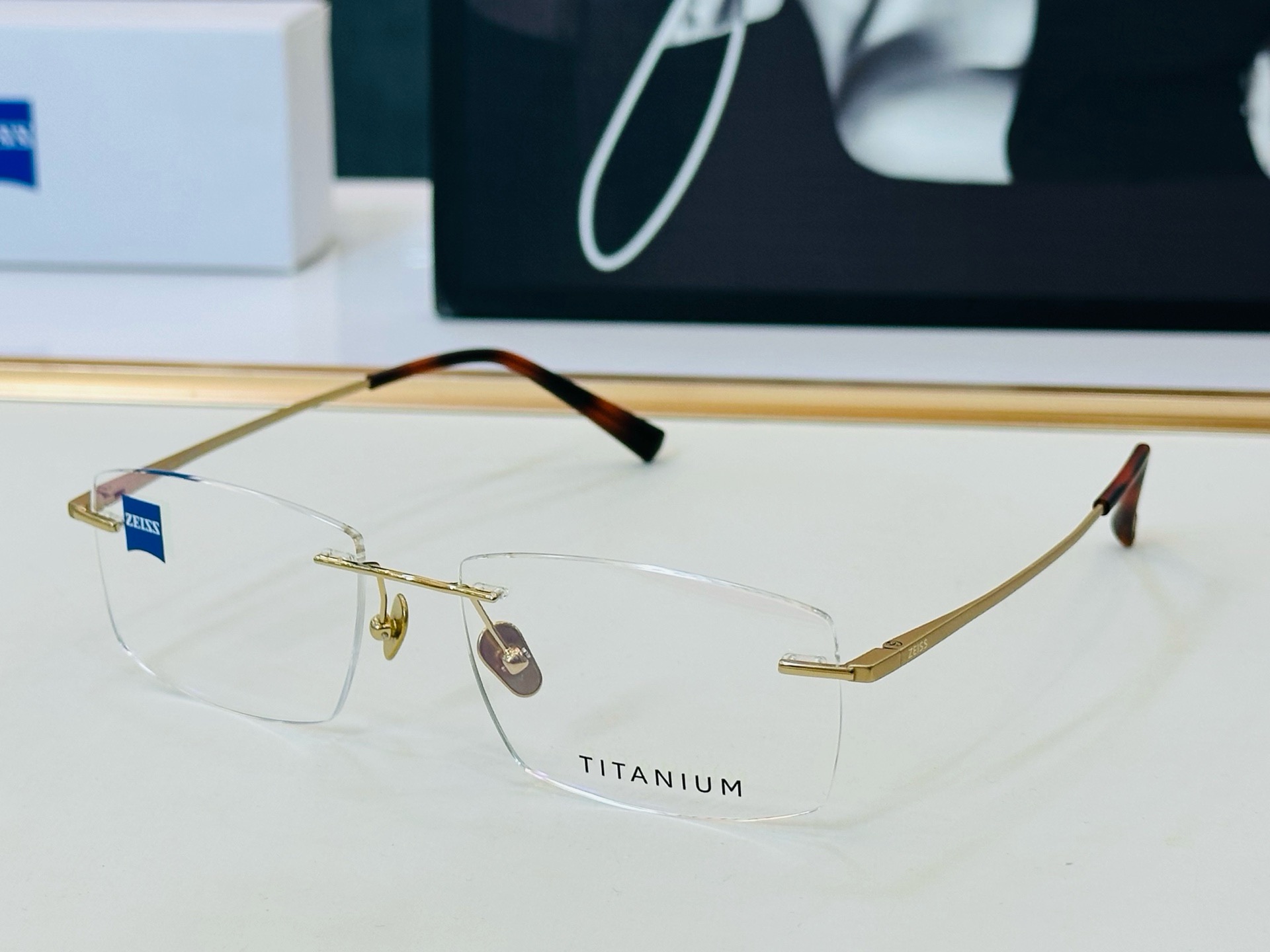 💫✨蔡*司 ZEI*SS 纯钛（TITANIUM）原单高品质光学镜💍💫Model: ZS-60003 💍